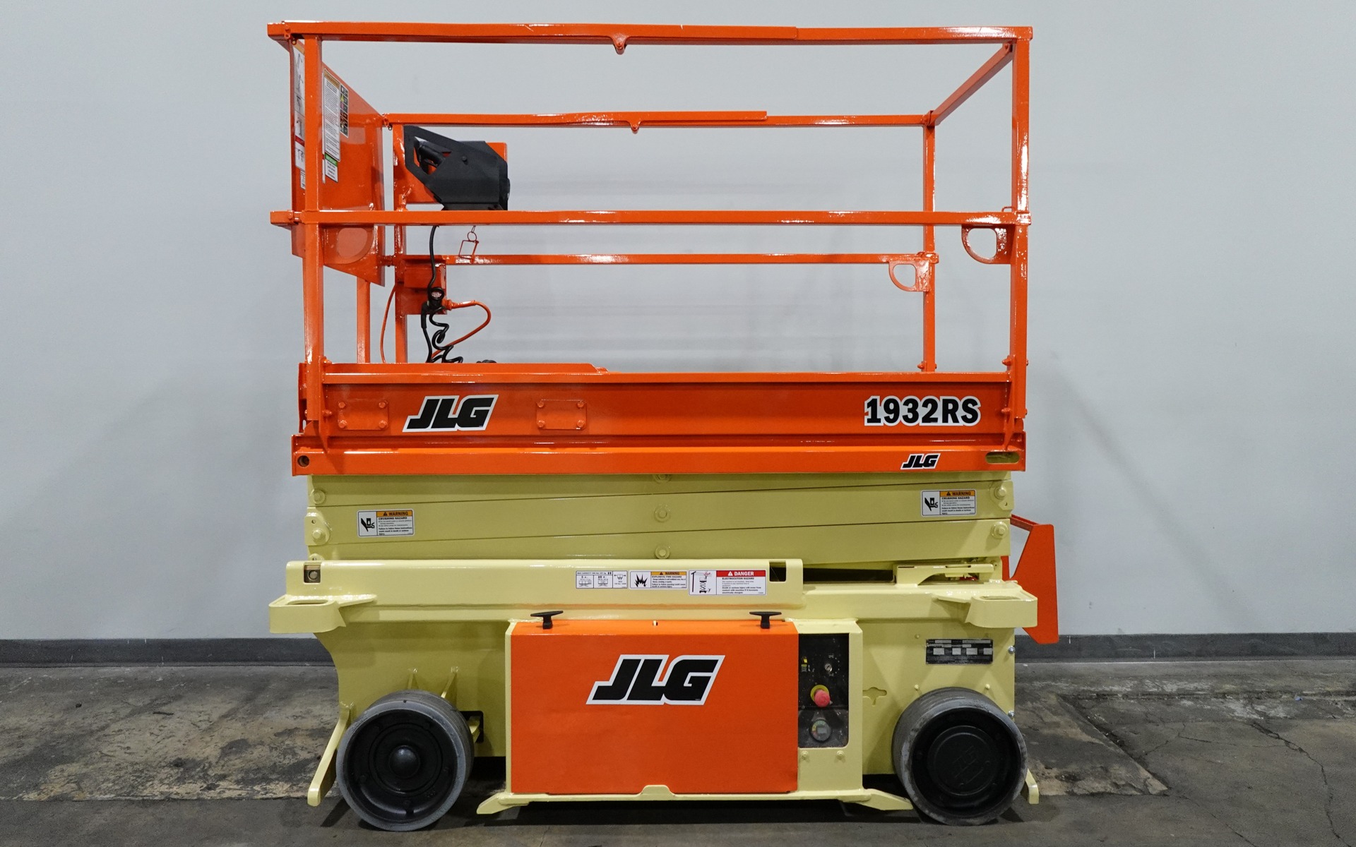 2014 JLG 1932RS