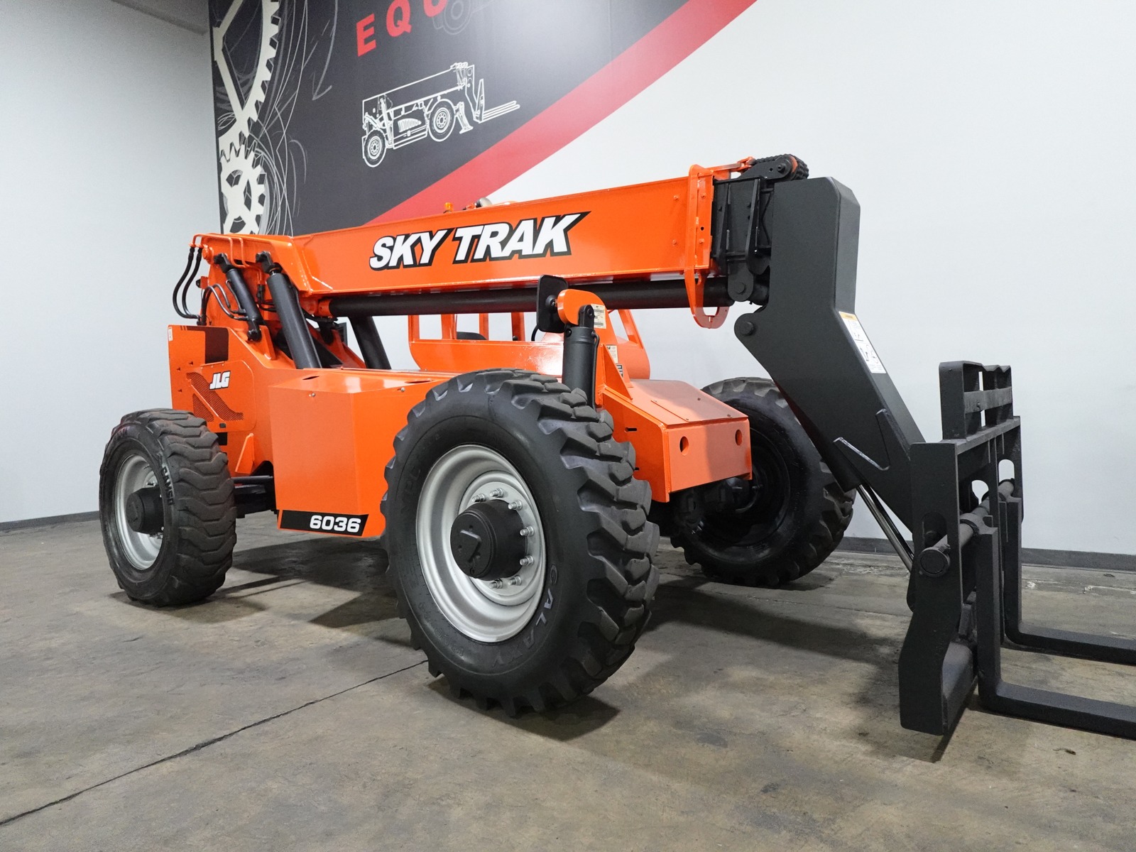 2014 SKYTRAK 6036 - 123Forklift