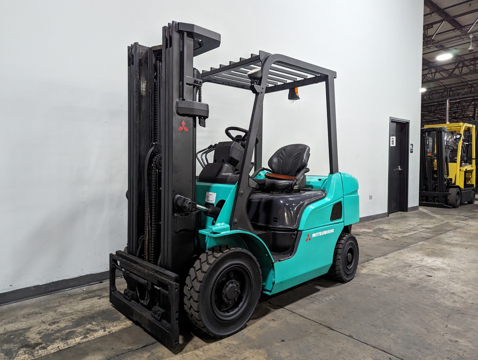 2014 MITSUBISHI FD25N - 123Forklift