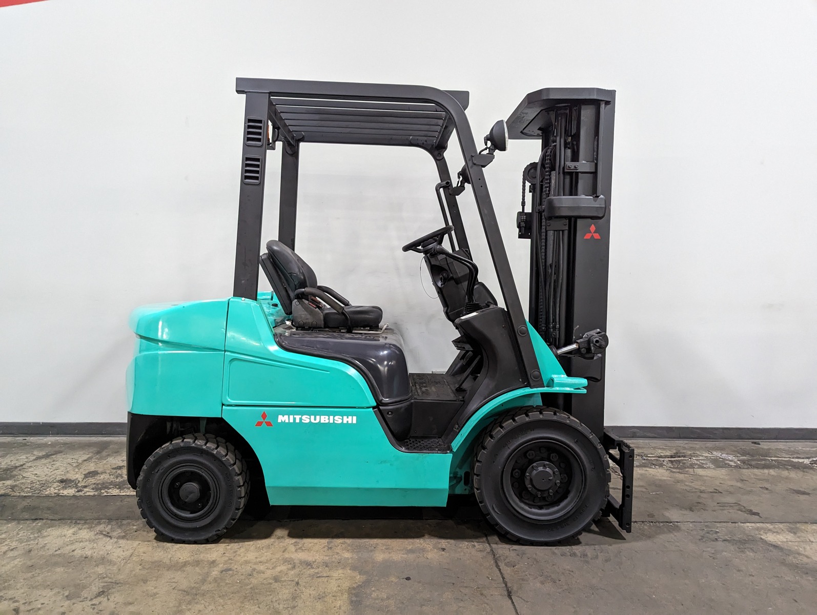 2014 MITSUBISHI FD25N - 123Forklift