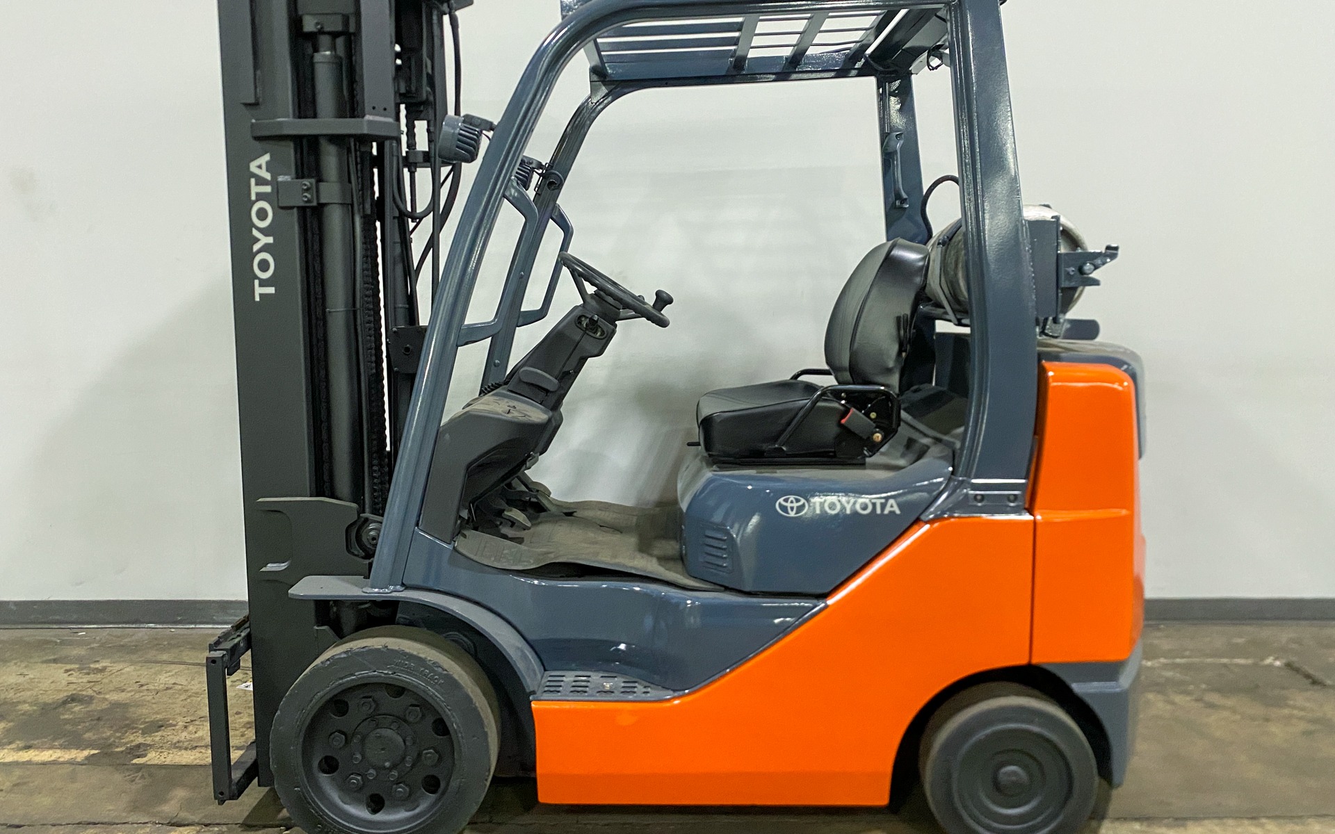2010 TOYOTA 8FGCU25
