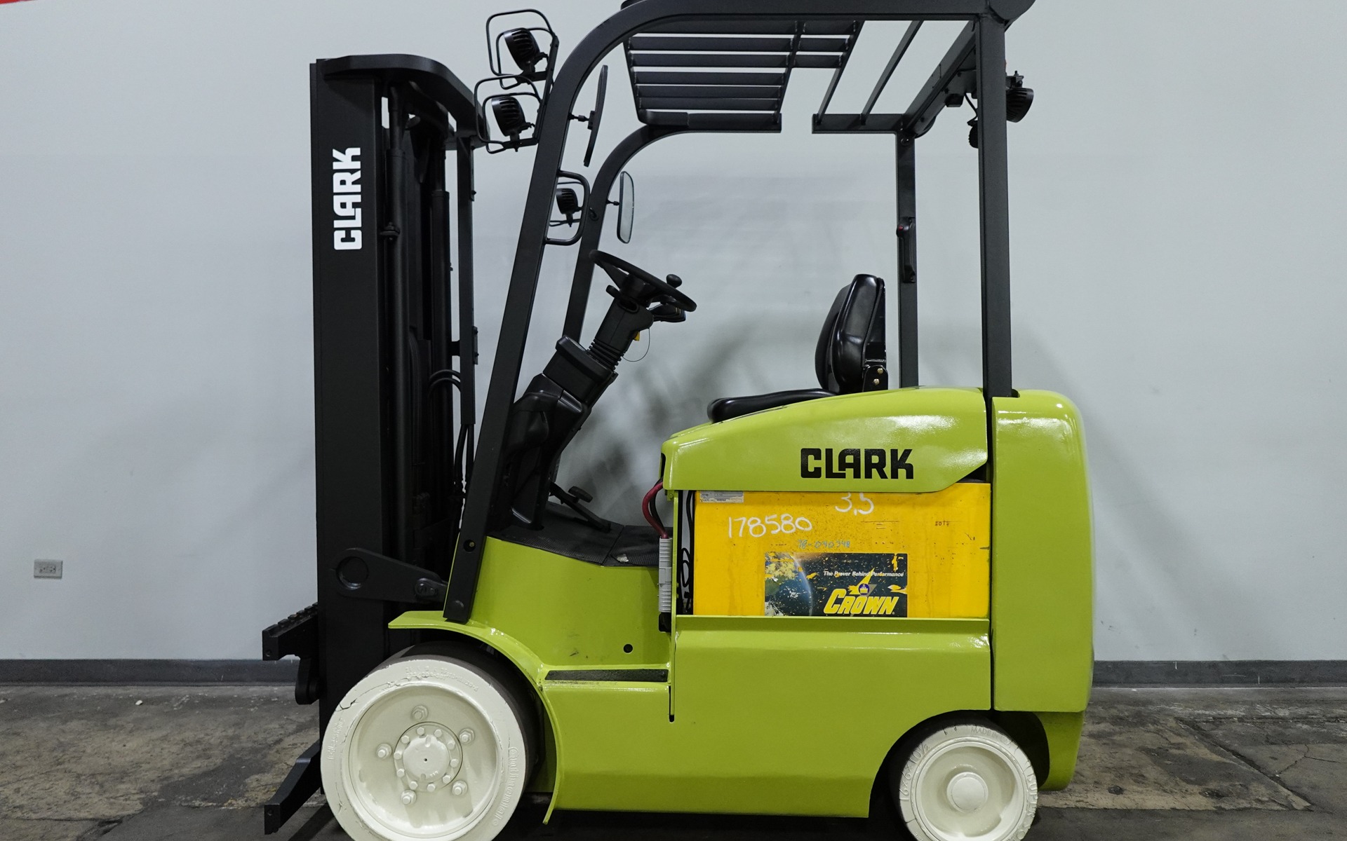 2016 CLARK ECX30 - 123Forklift