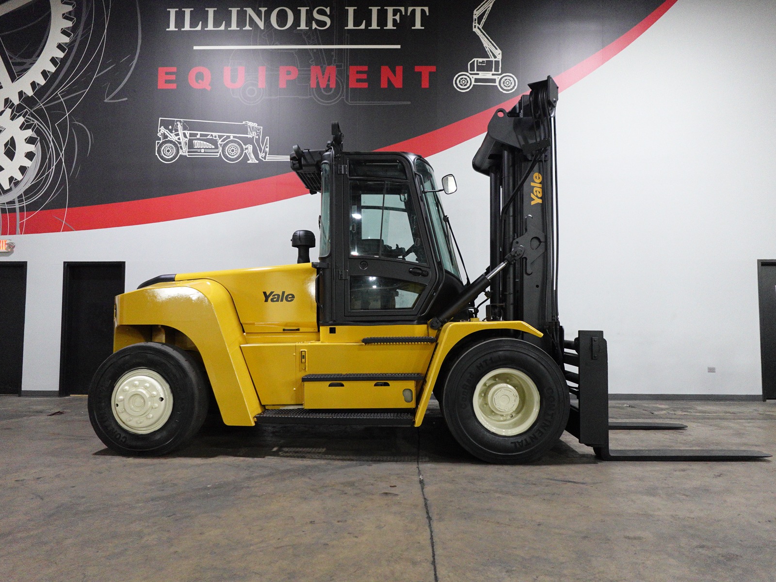 2018 YALE GDP300 - 123Forklift