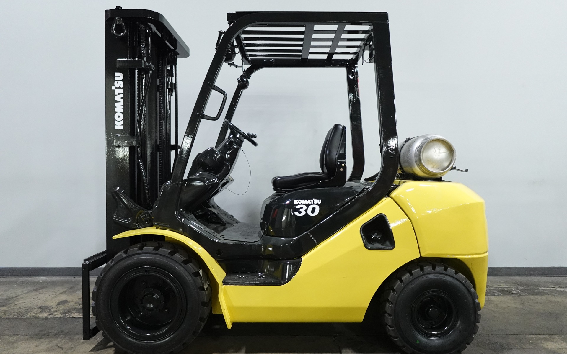 2013 KOMATSU FG30HT-16