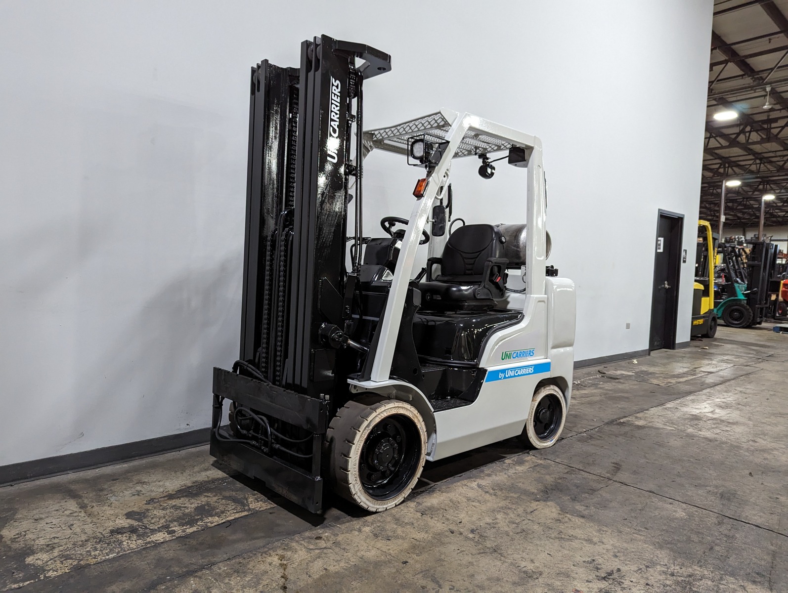 2018 UNICARRIER MCUG1F2F35LV - 123Forklift