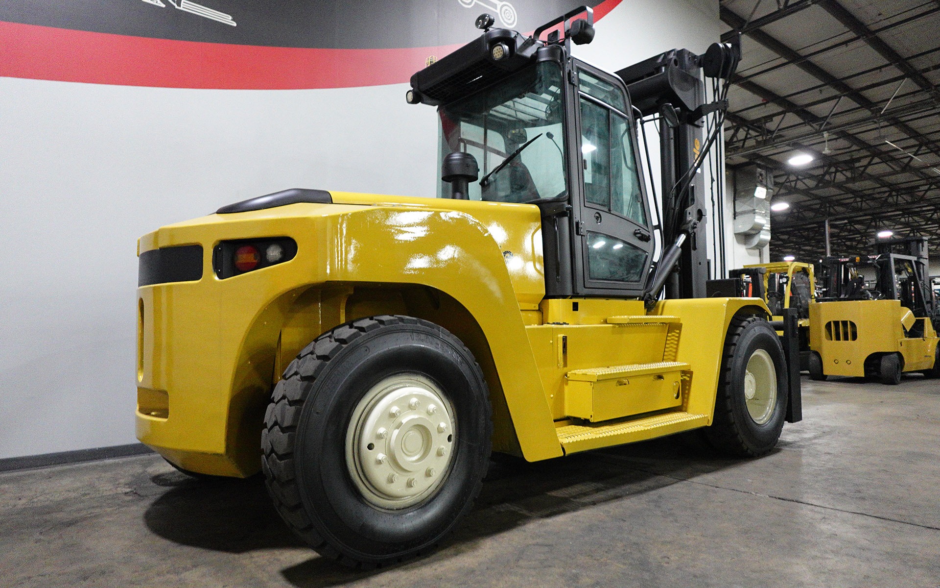 2017 YALE GDP300 - 123Forklift