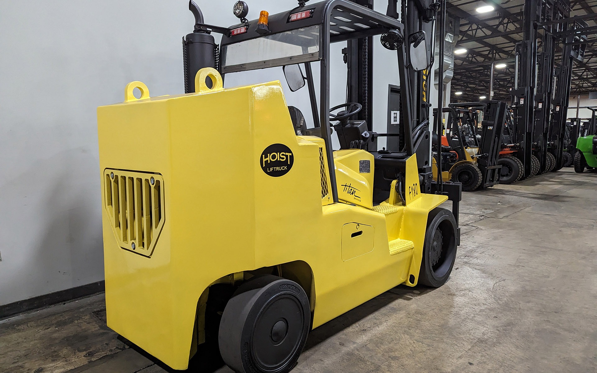 2016 HOIST F180 - 123Forklift