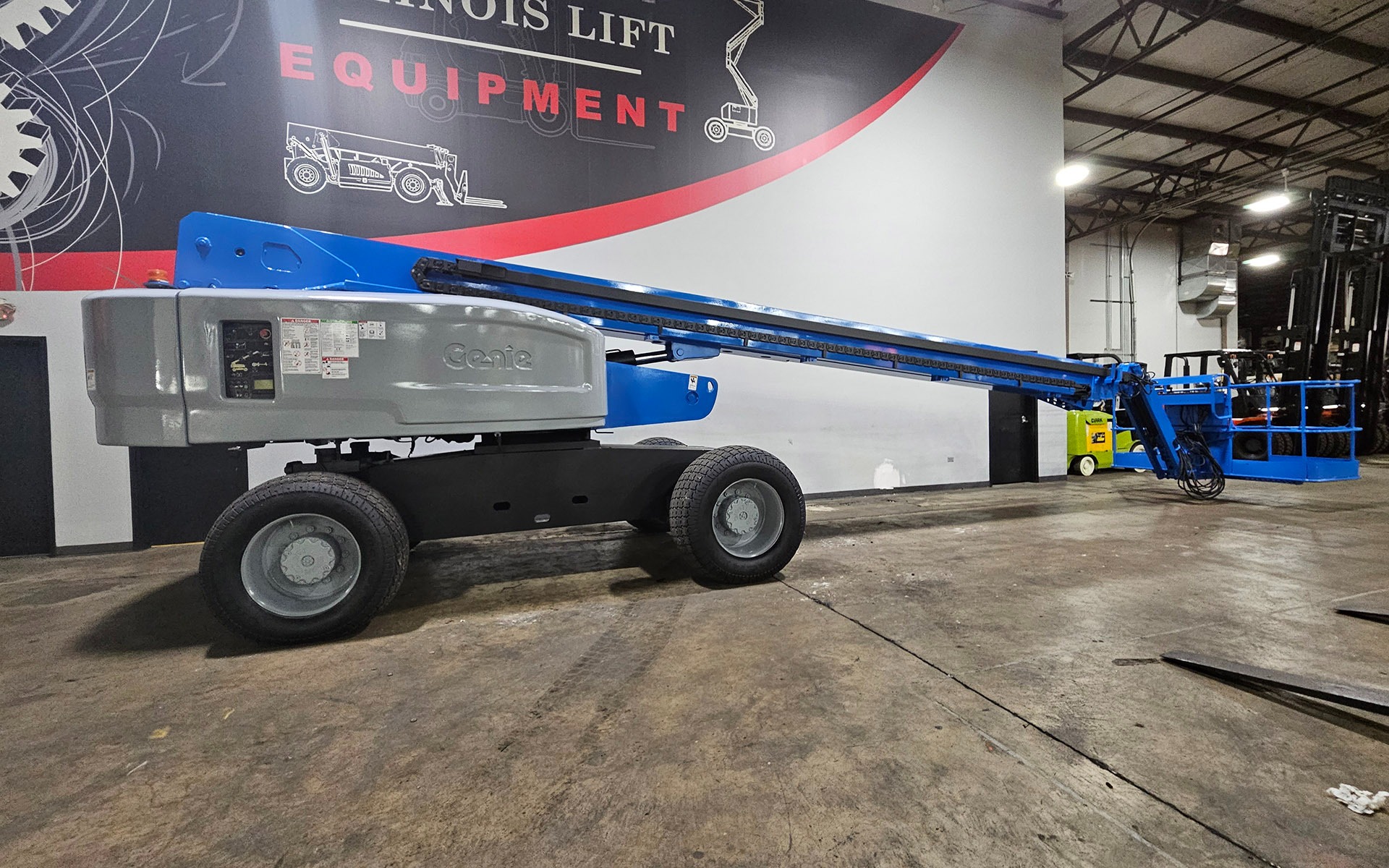2016 GENIE S85 - 123Forklift
