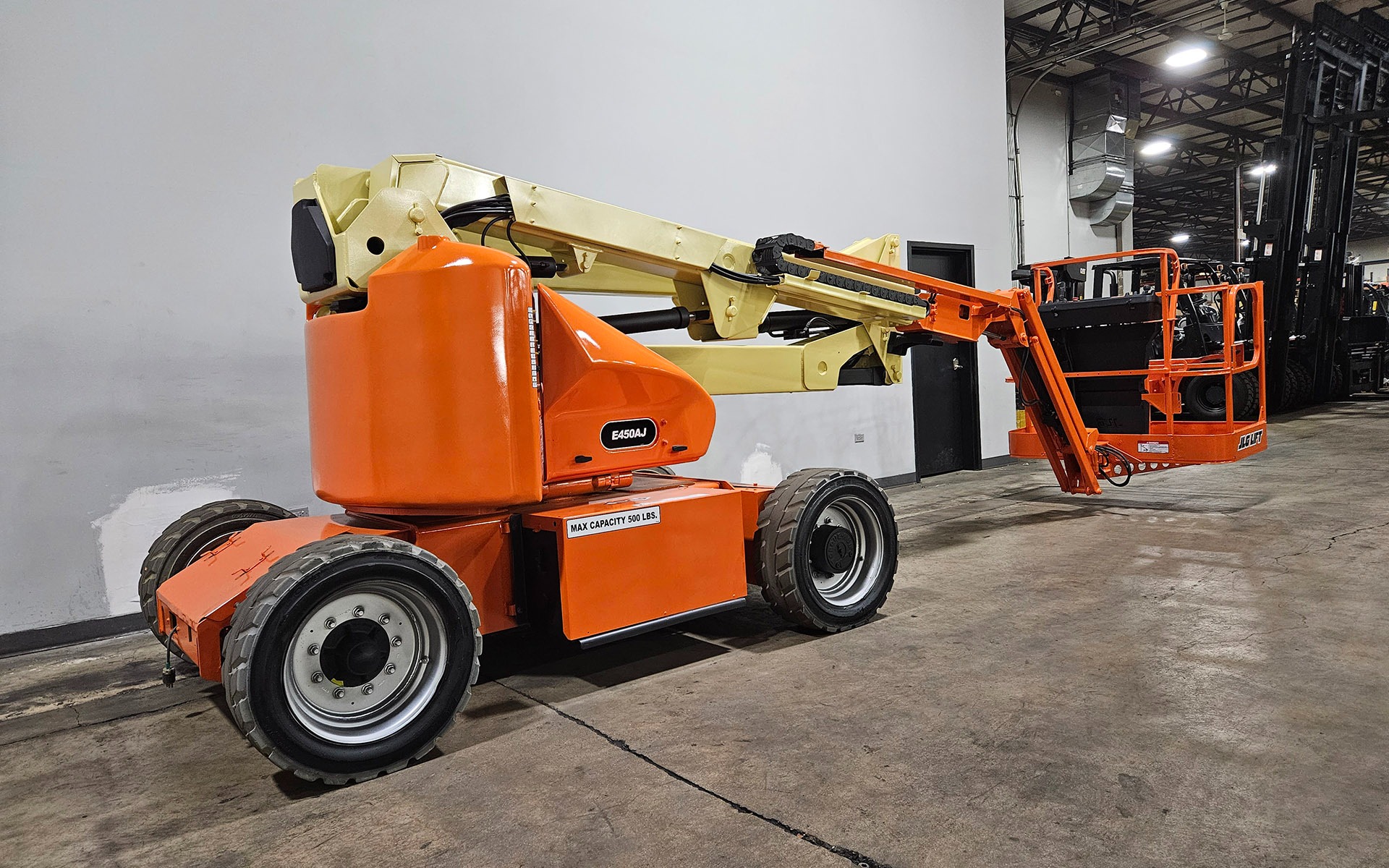 2016 JLG E450AJ - 123Forklift