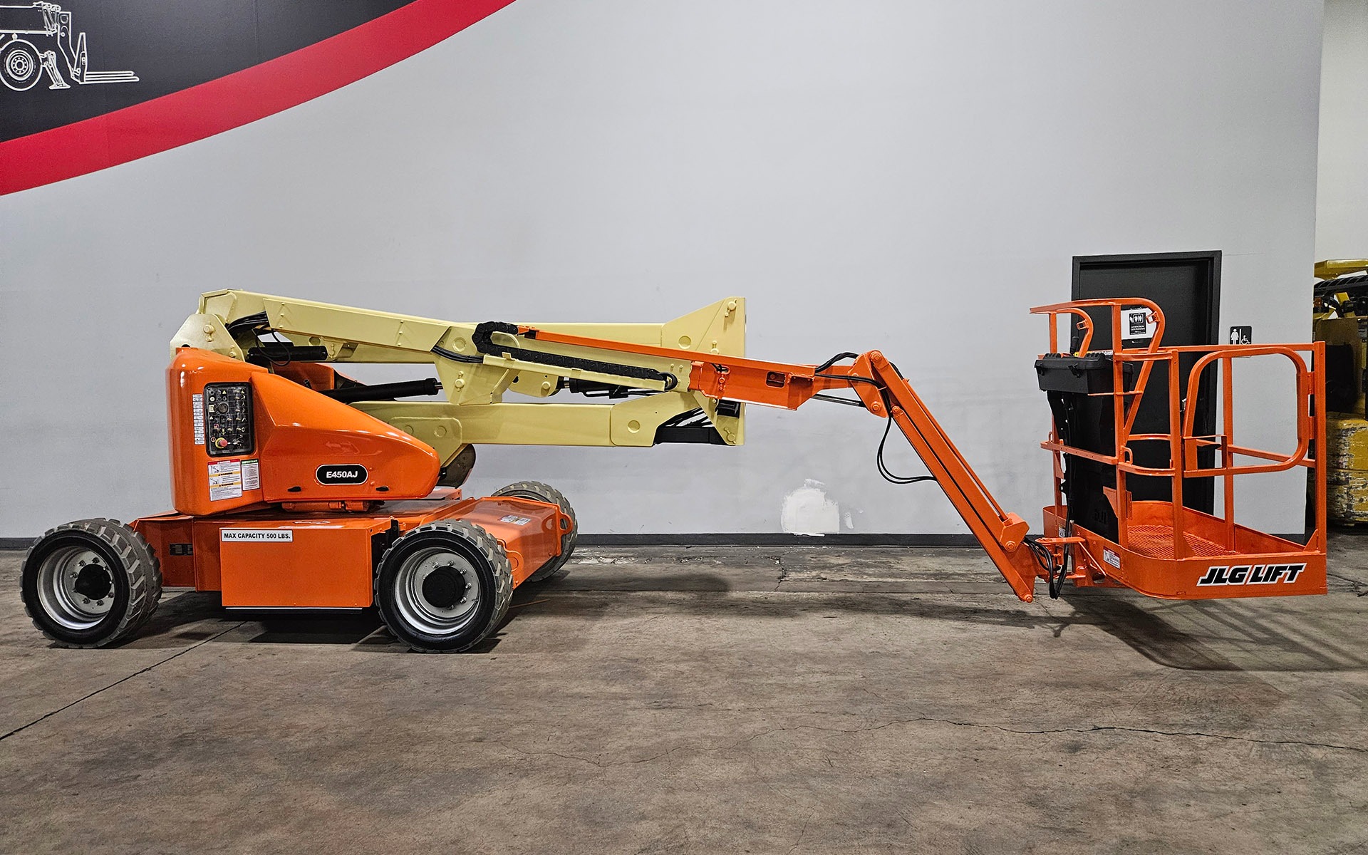 2016 JLG E450AJ - 123Forklift