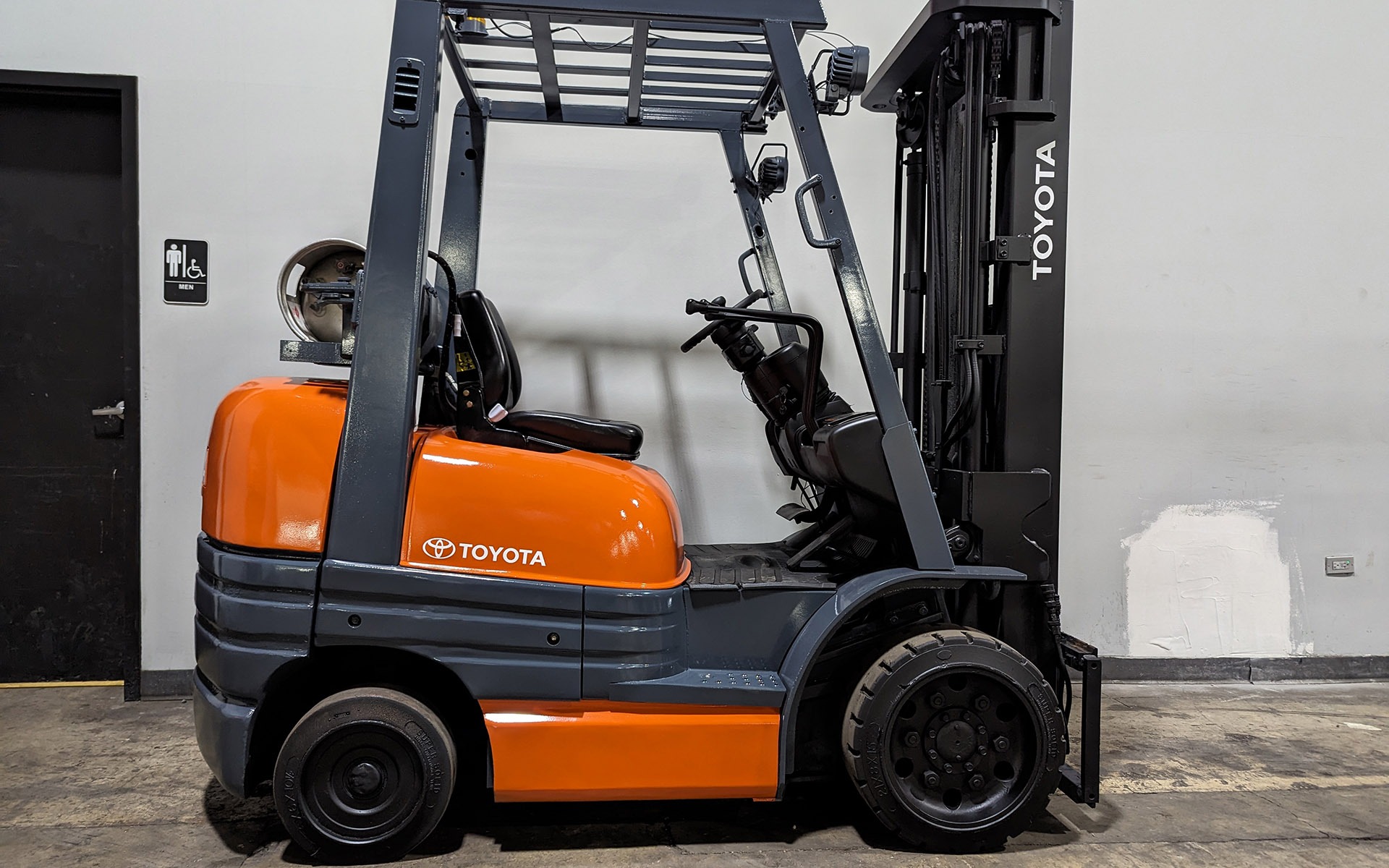 0 TOYOTA 6FGCU25 - 123Forklift