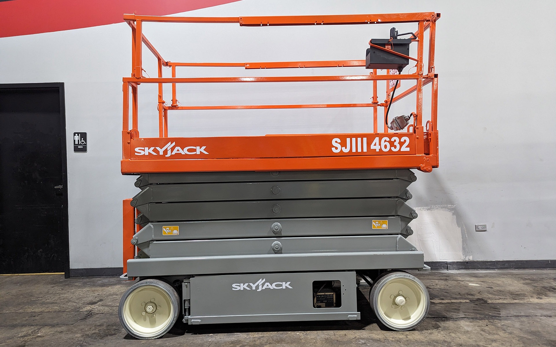 2015 SKYJACK SJIII4632 - 123Forklift