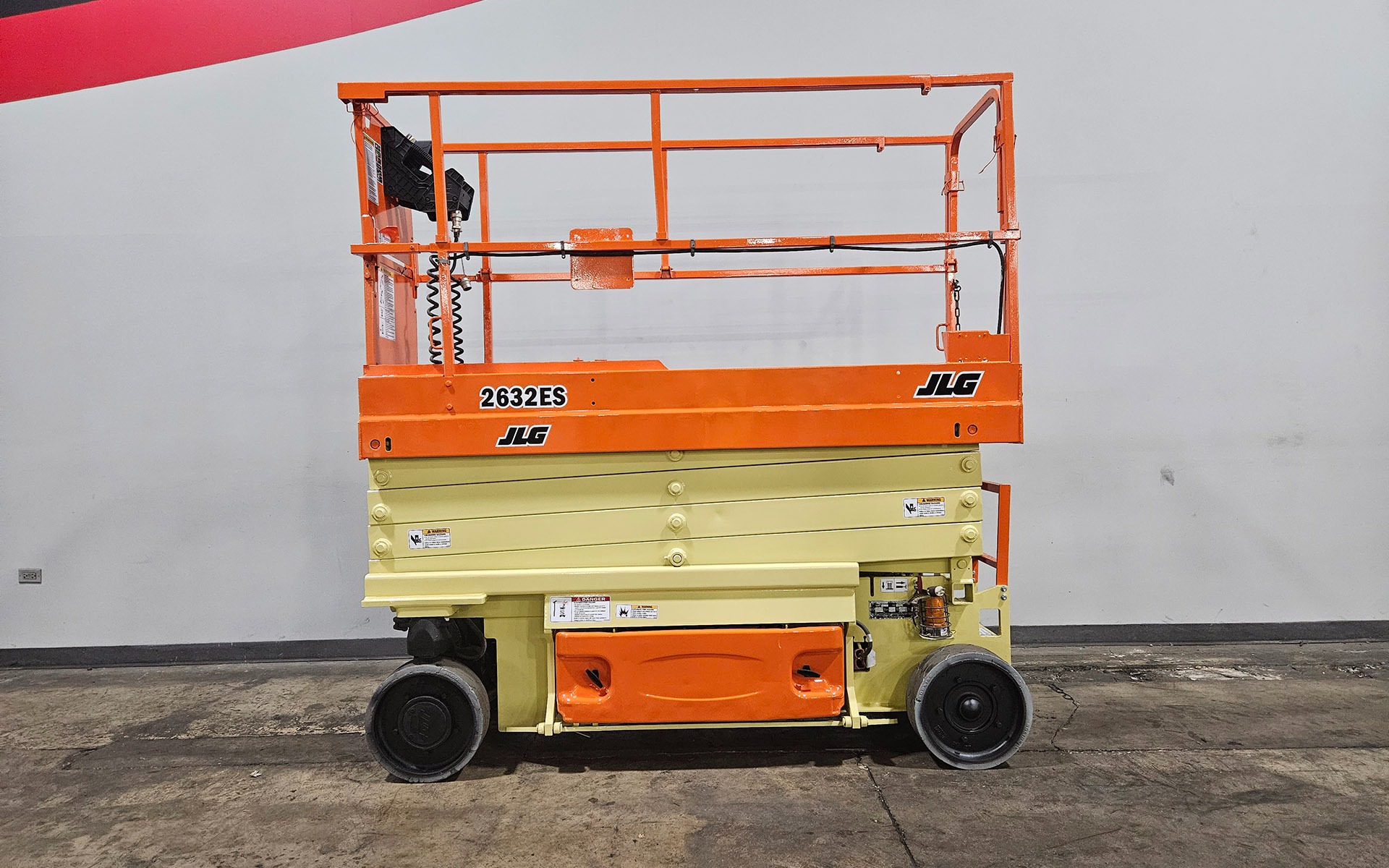 2016 JLG 2632ES - 123Forklift