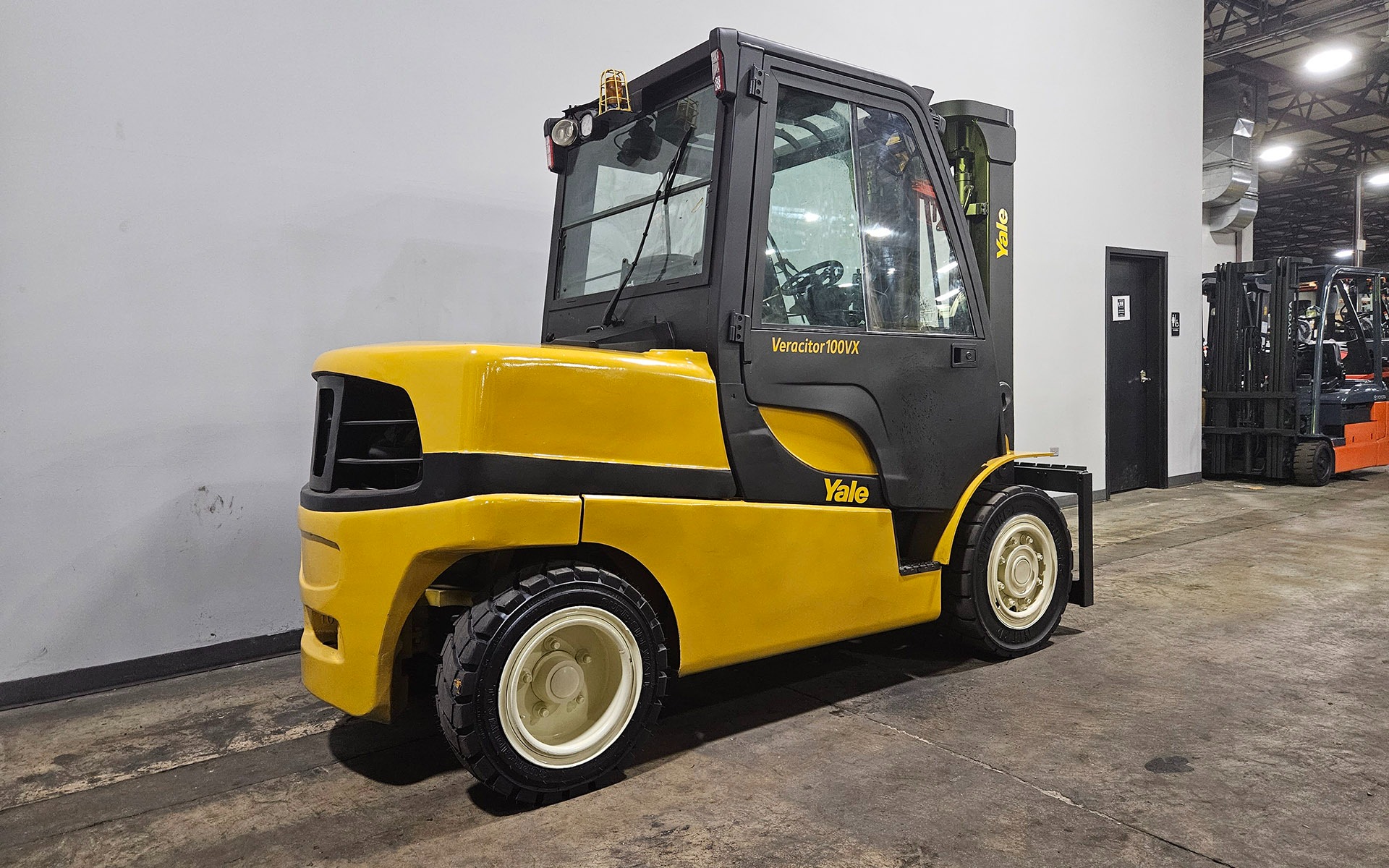 2015 YALE GDP100VX - 123Forklift