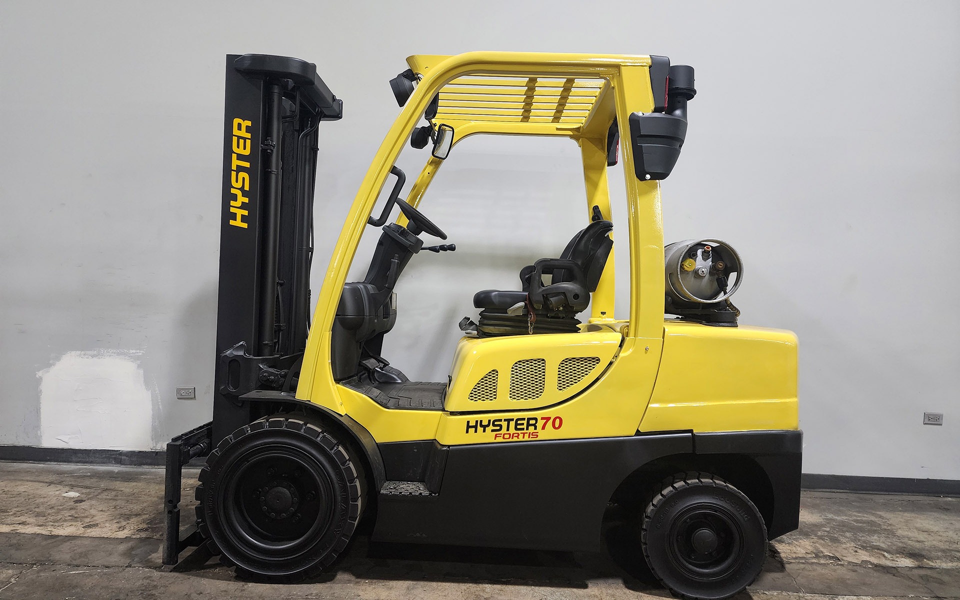 2017 HYSTER H70FT