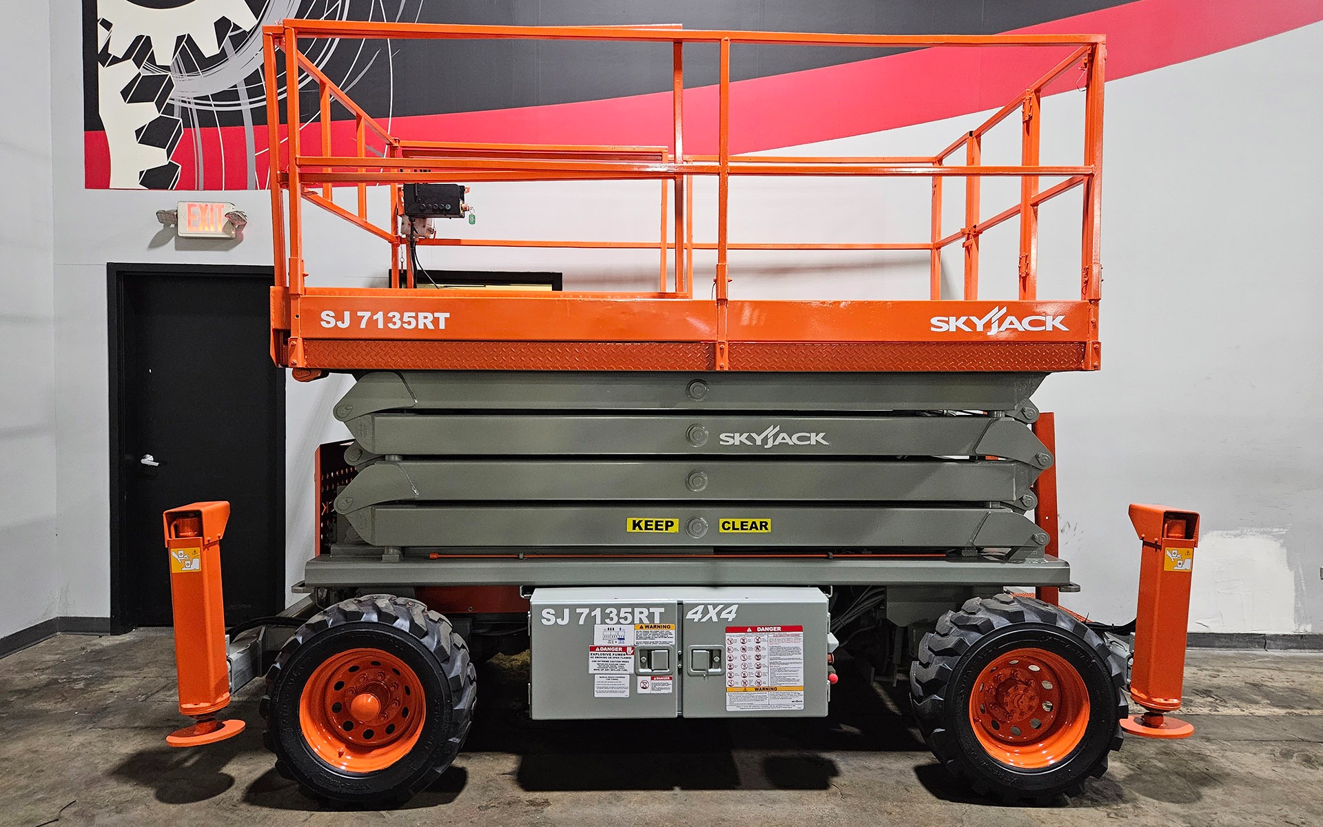 2013 SKYJACK SJ7135RT