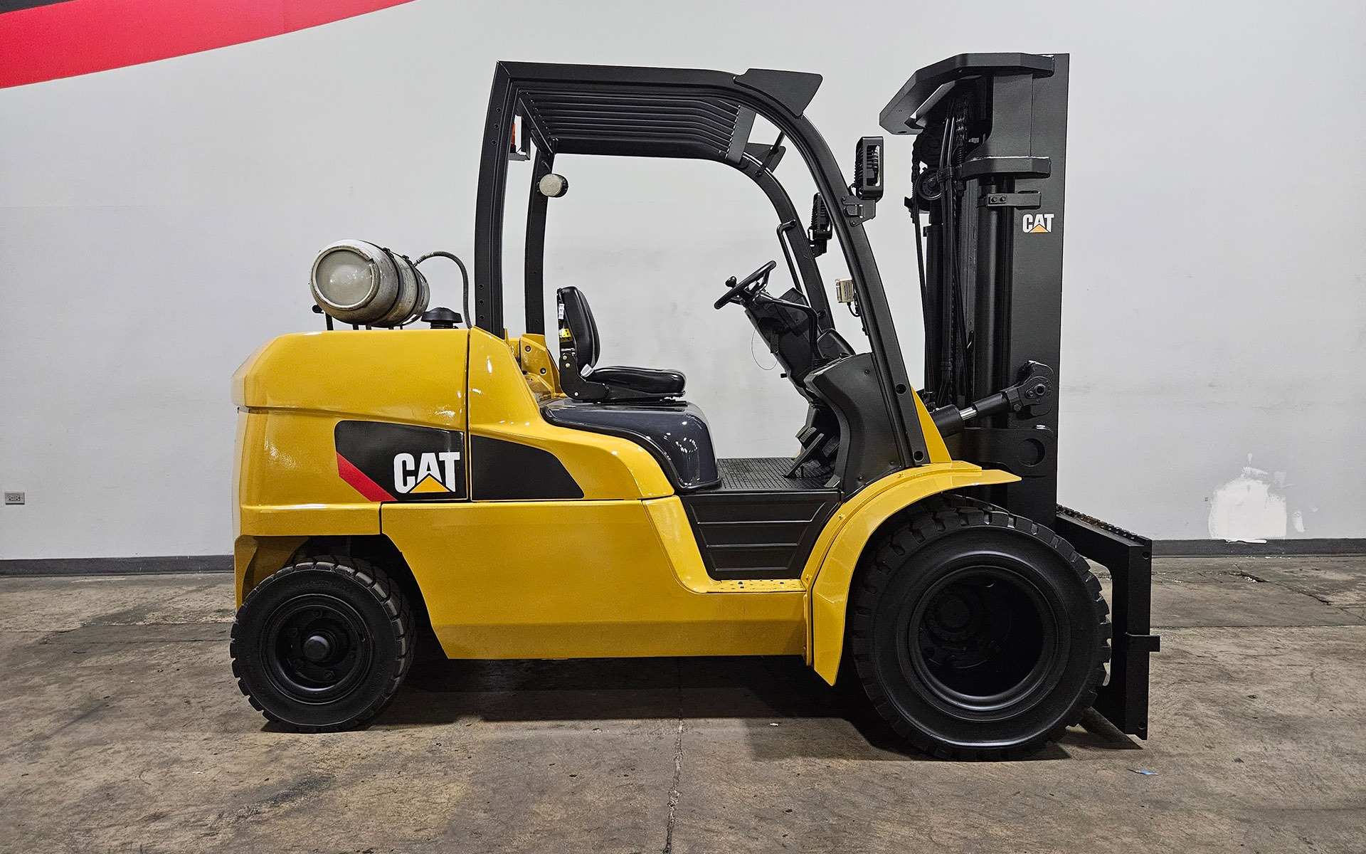 2011 CATERPILLAR P11000 - 123Forklift
