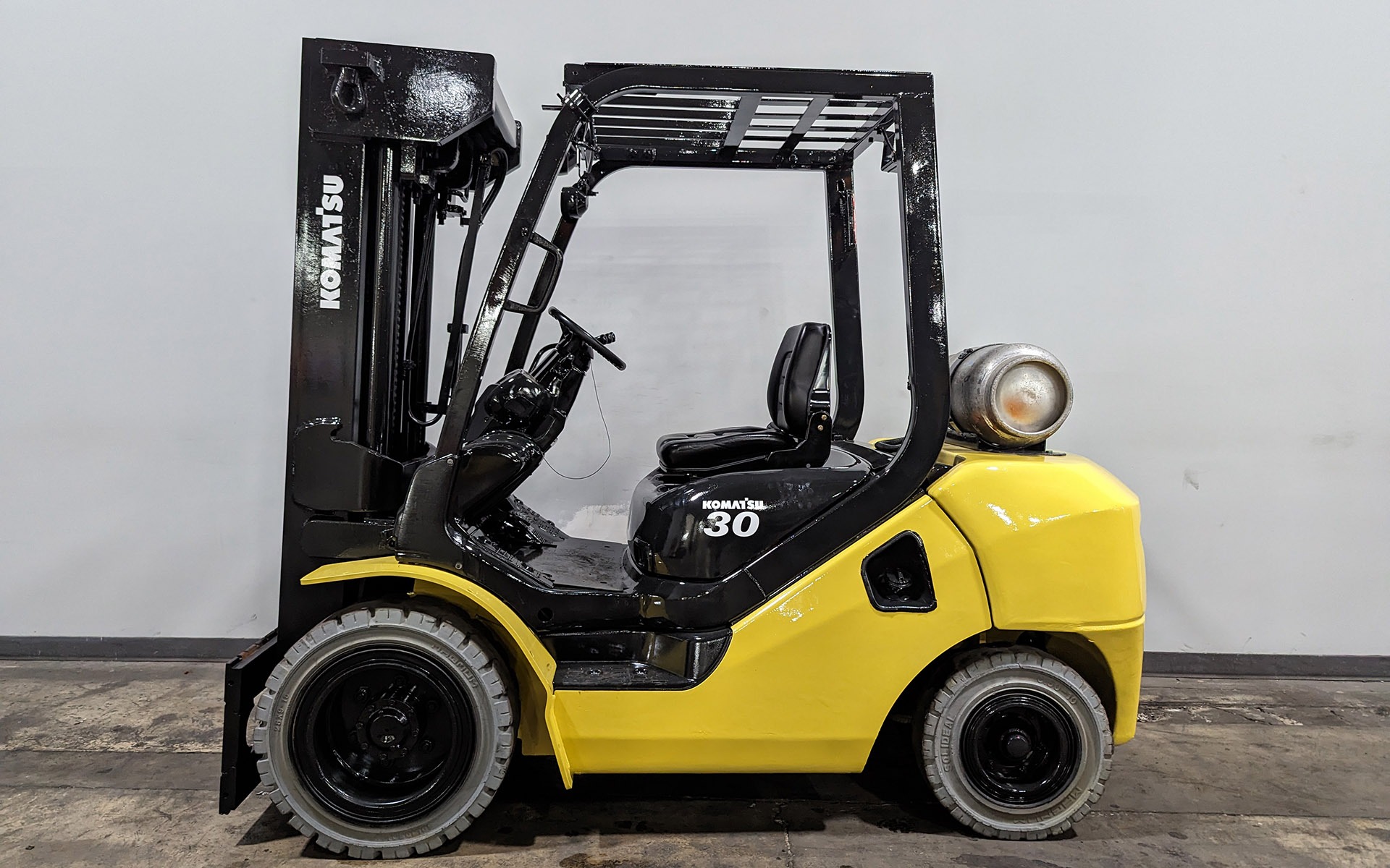 2014 KOMATSU FG30HT-16