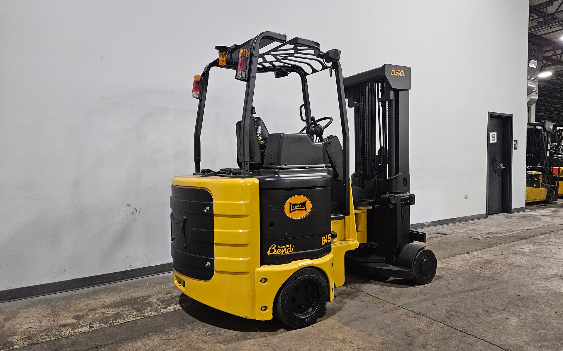 2011 LANDOLL BENDI B45/48E1800 - 123Forklift