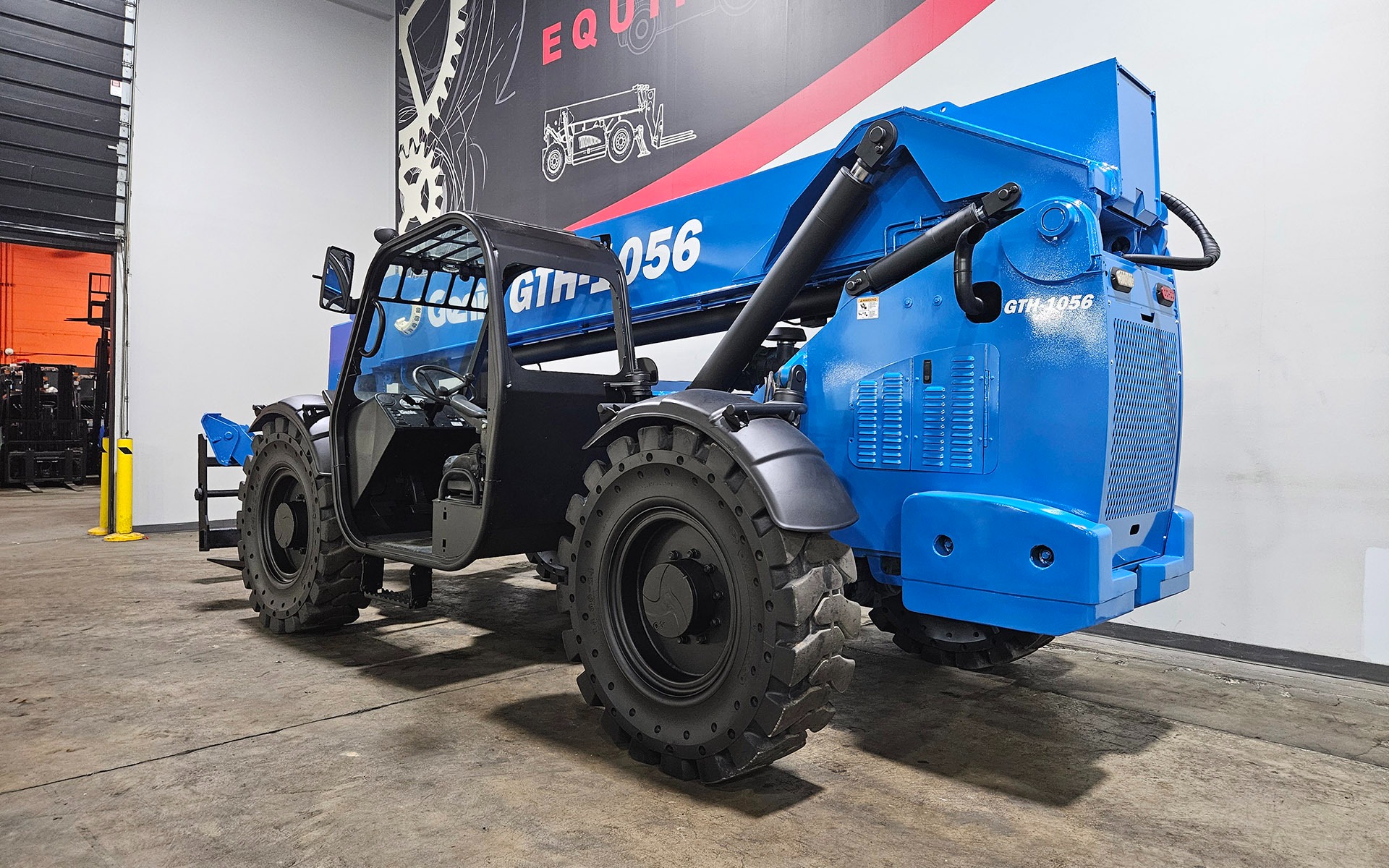 2015 GENIE GTH1056 - 123Forklift