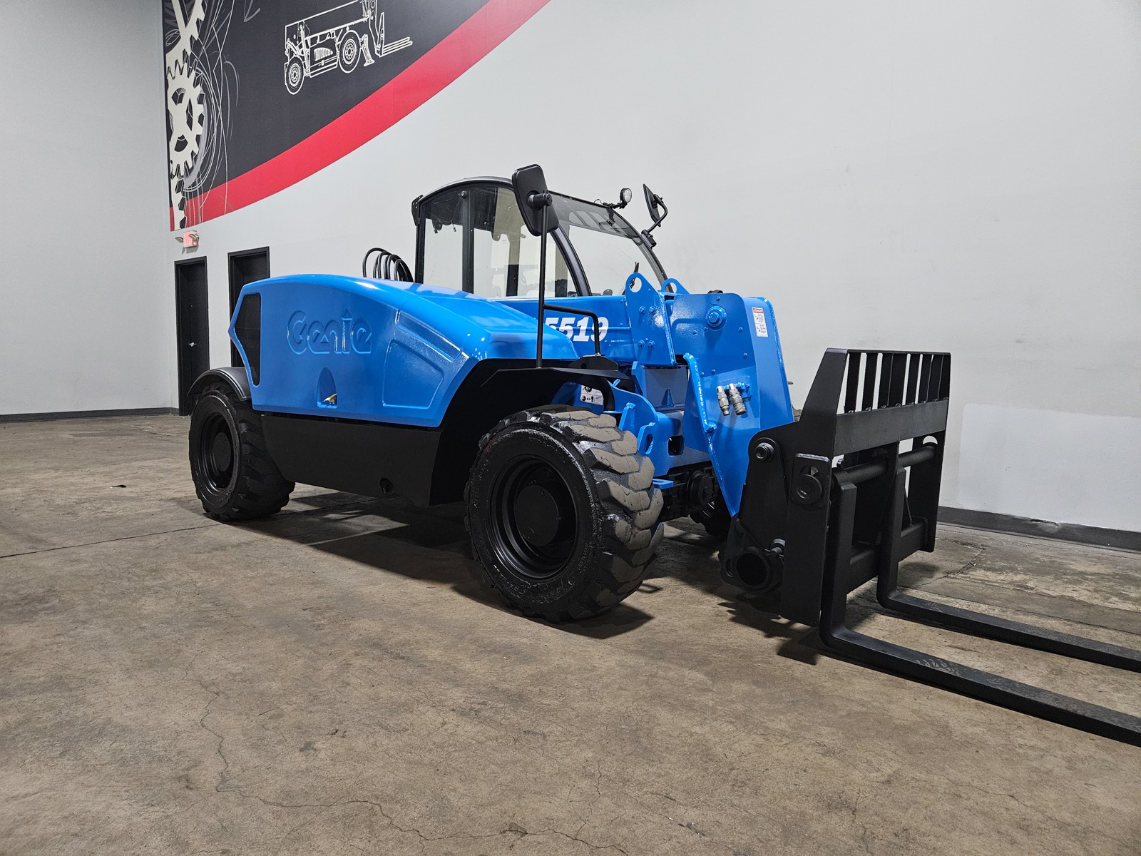 2016 GENIE GTH-5519 - 123Forklift
