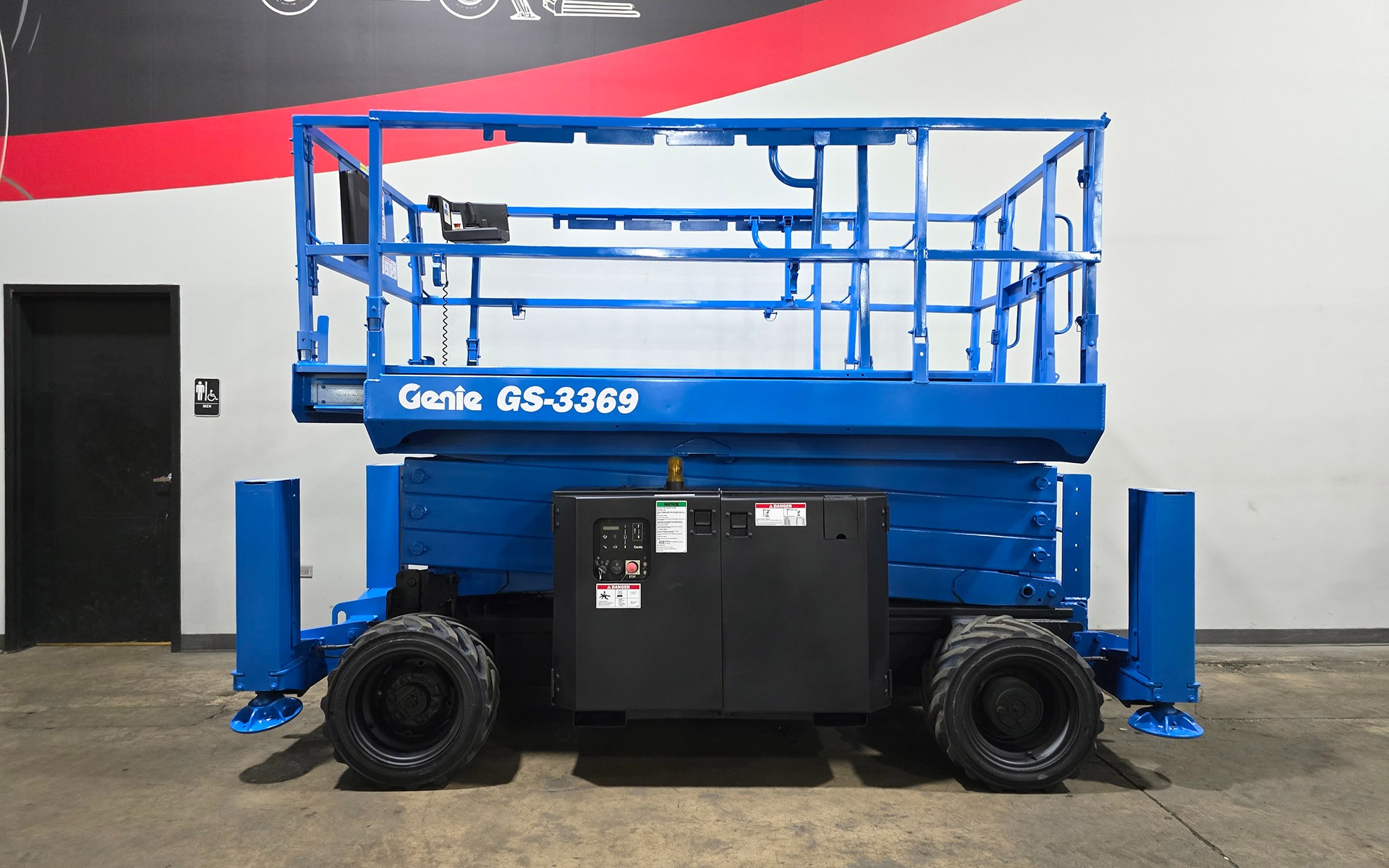 2014 GENIE GS3369RT