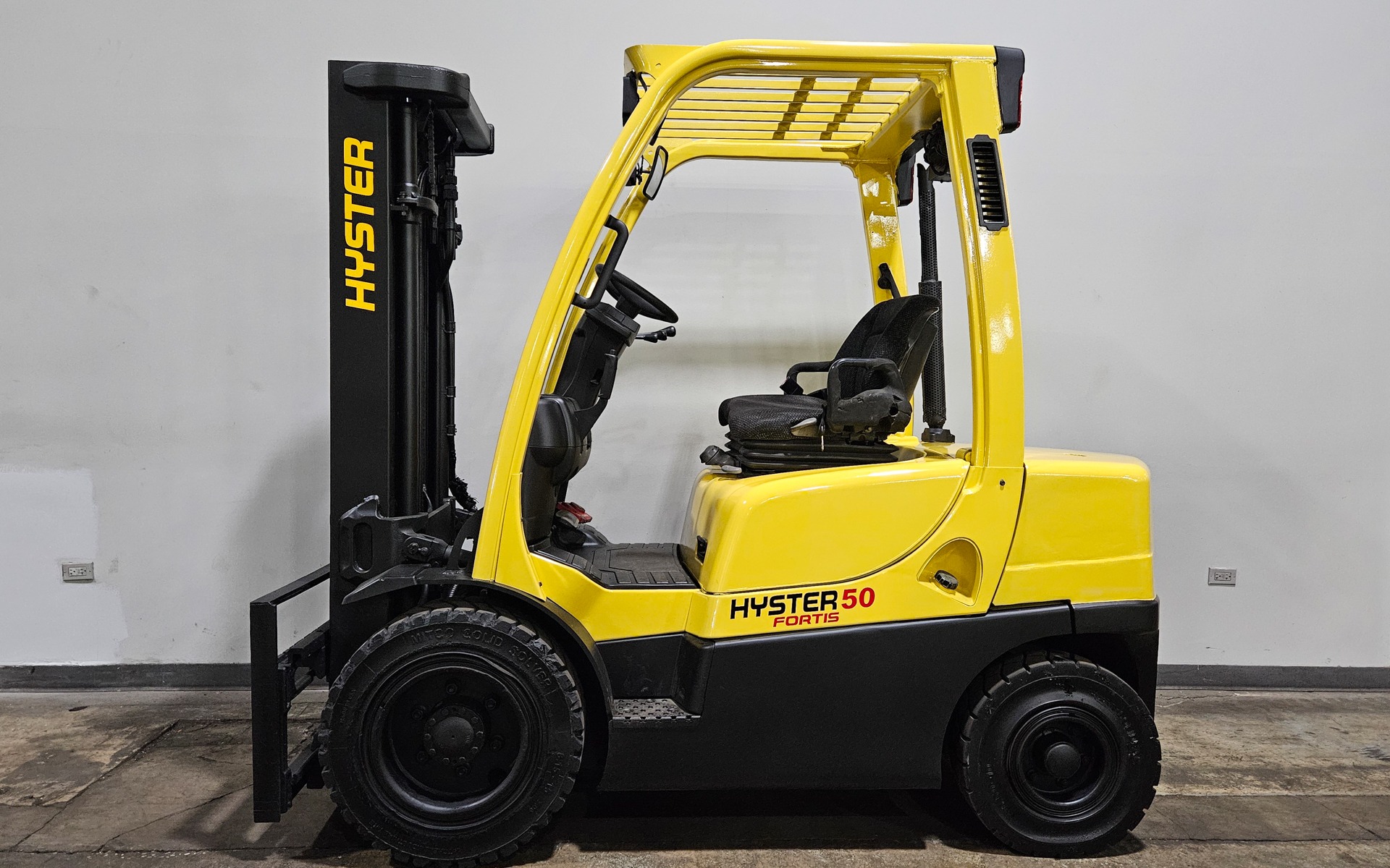 2011 HYSTER H50FT