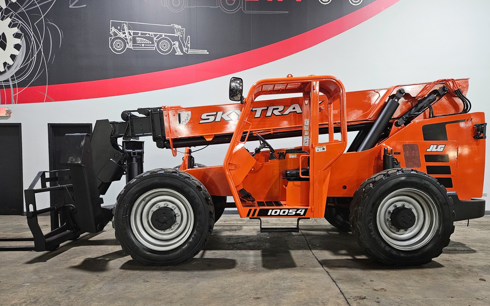 2018 SKYTRAK 10054