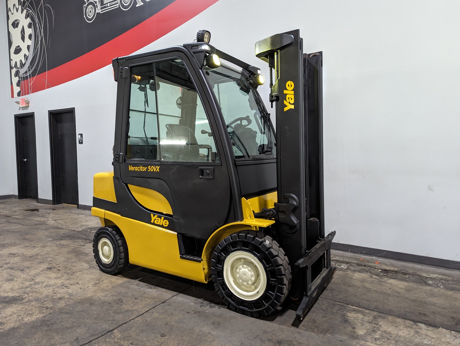 2017 YALE GLP050VX - 123Forklift