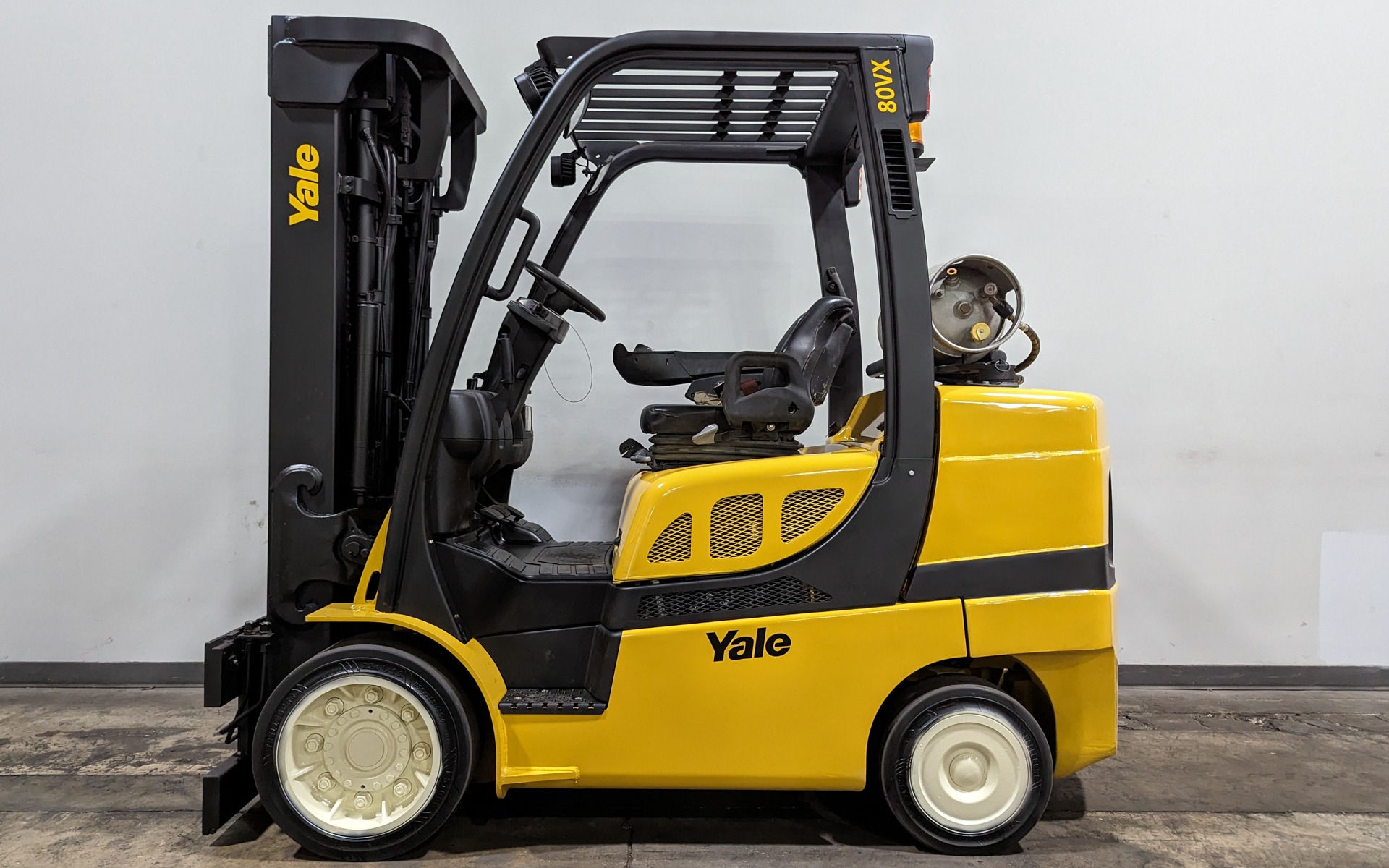 2016 YALE GLC080VX