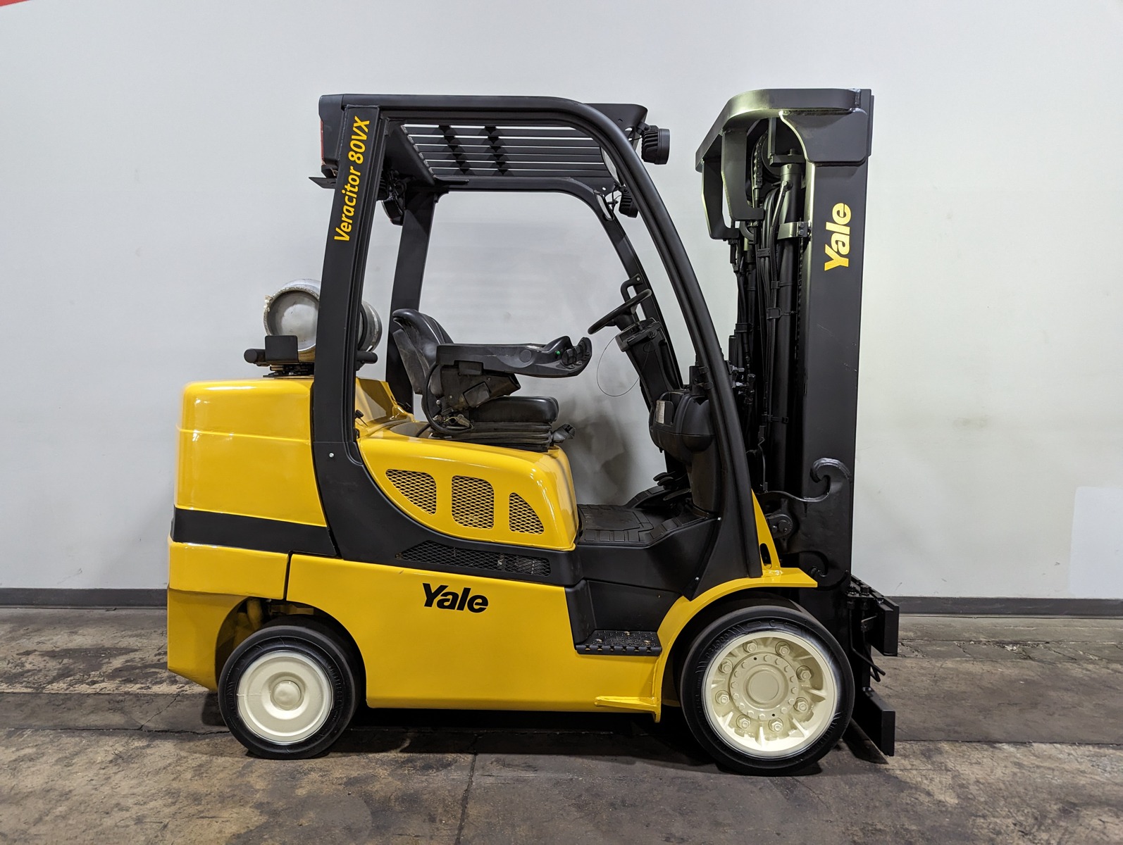 2016 YALE GLC080VX - 123Forklift