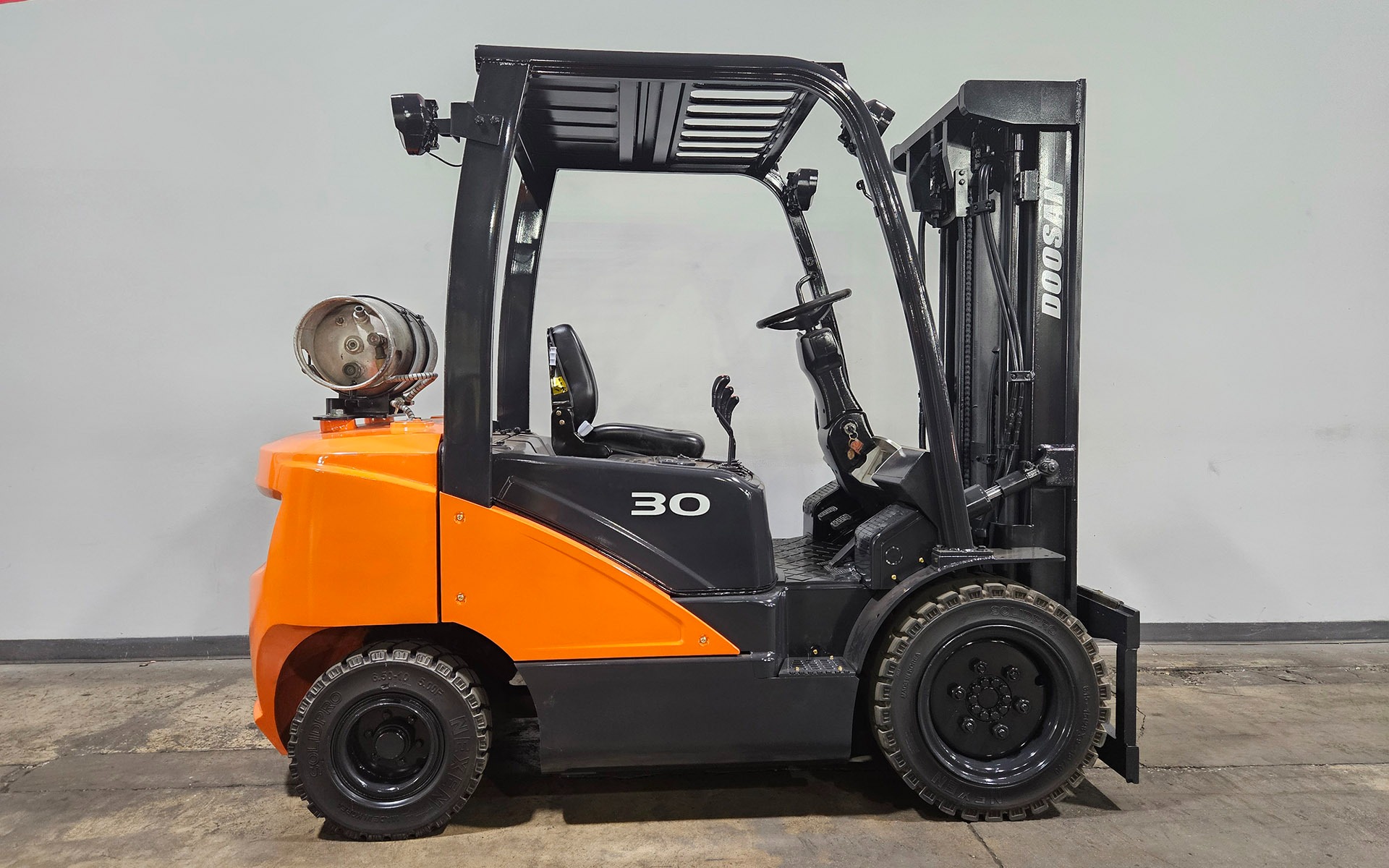 2018 DOOSAN G30N - 123Forklift