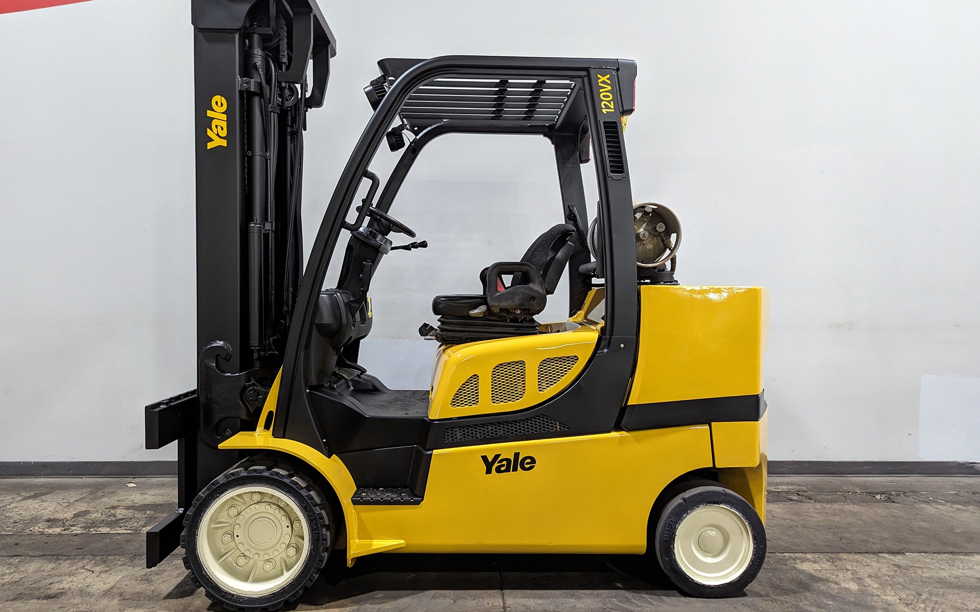 2015 YALE GLC120VX