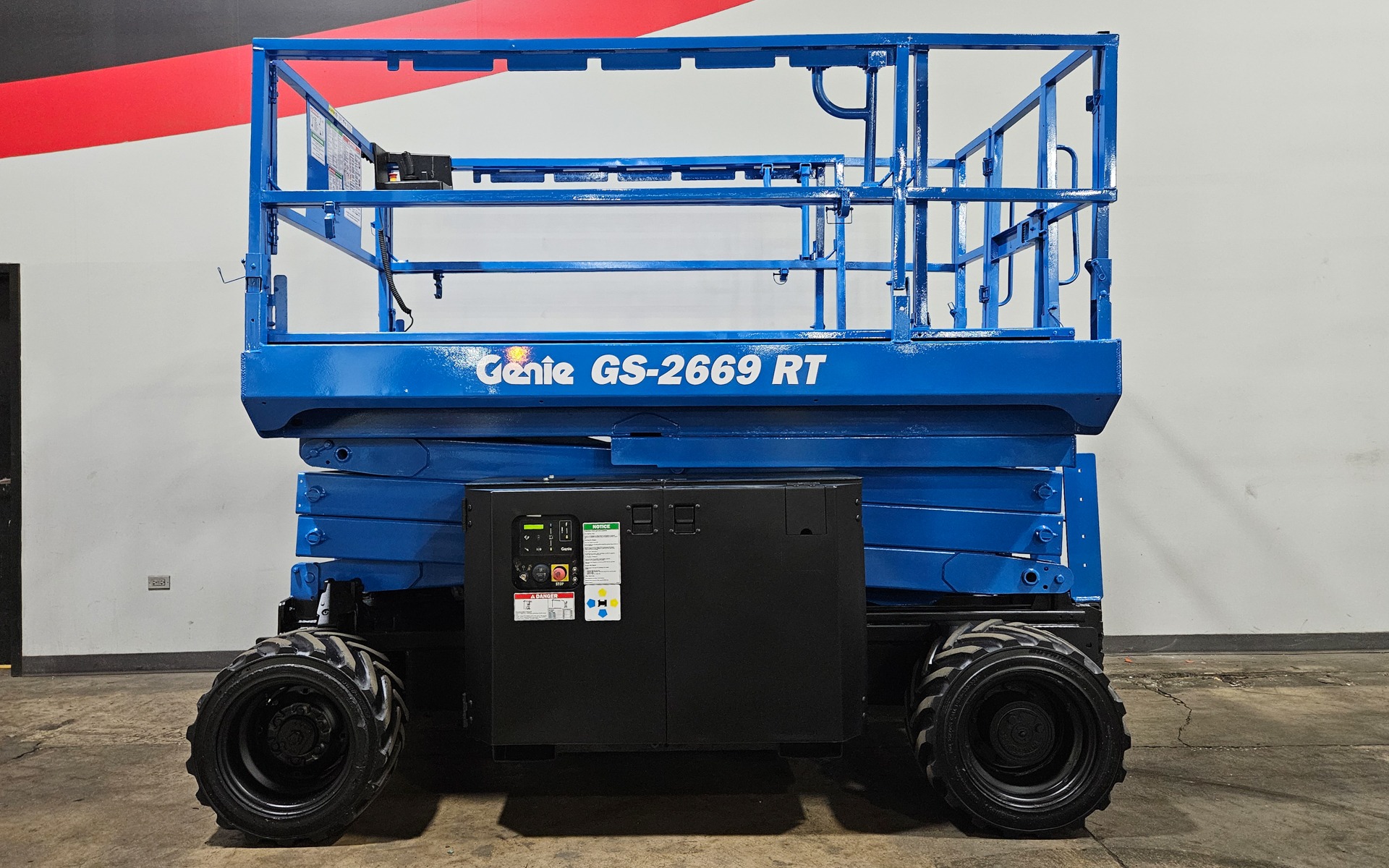 2014 GENIE GS2669RT