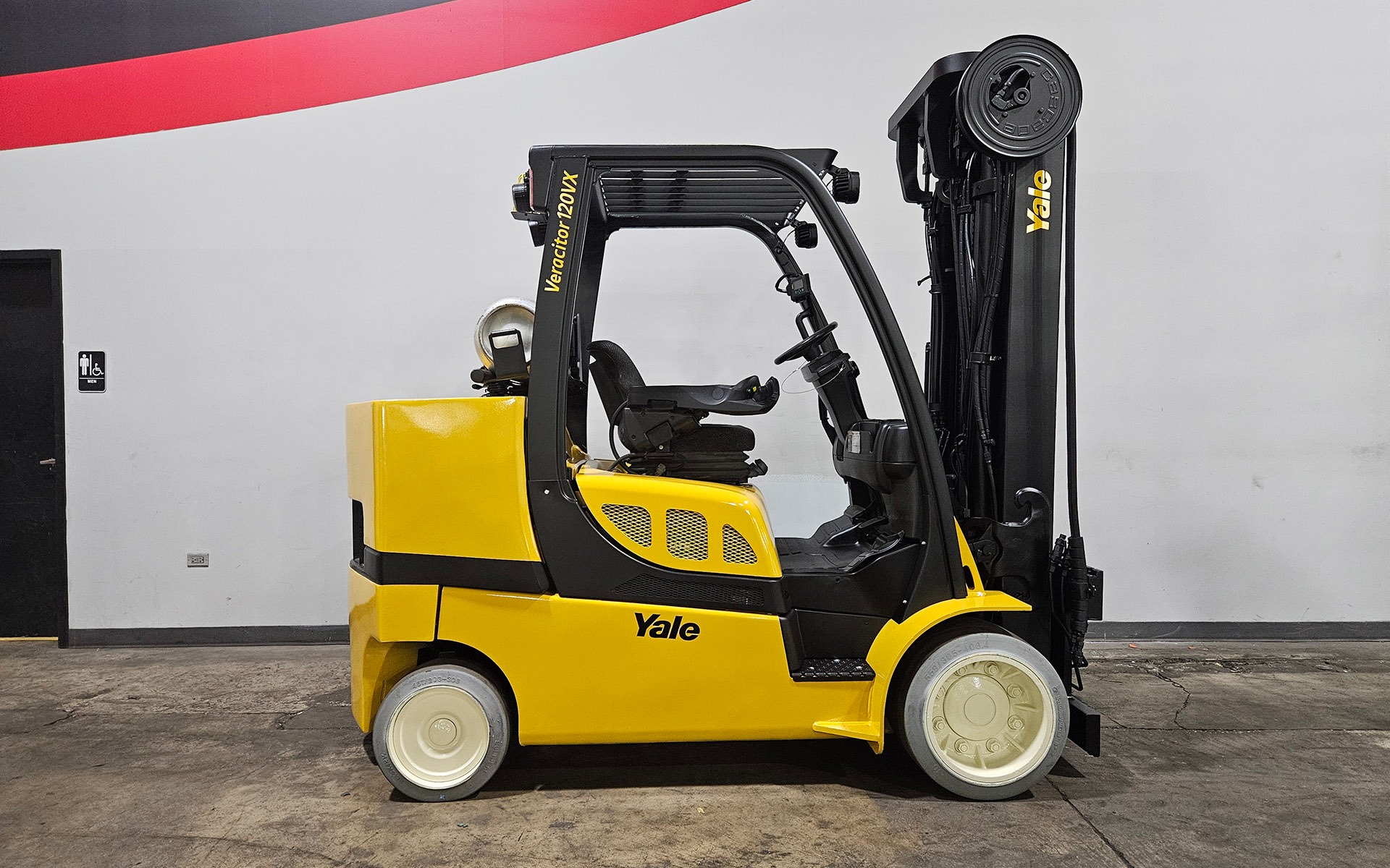 2017 YALE GLC120VX - 123Forklift