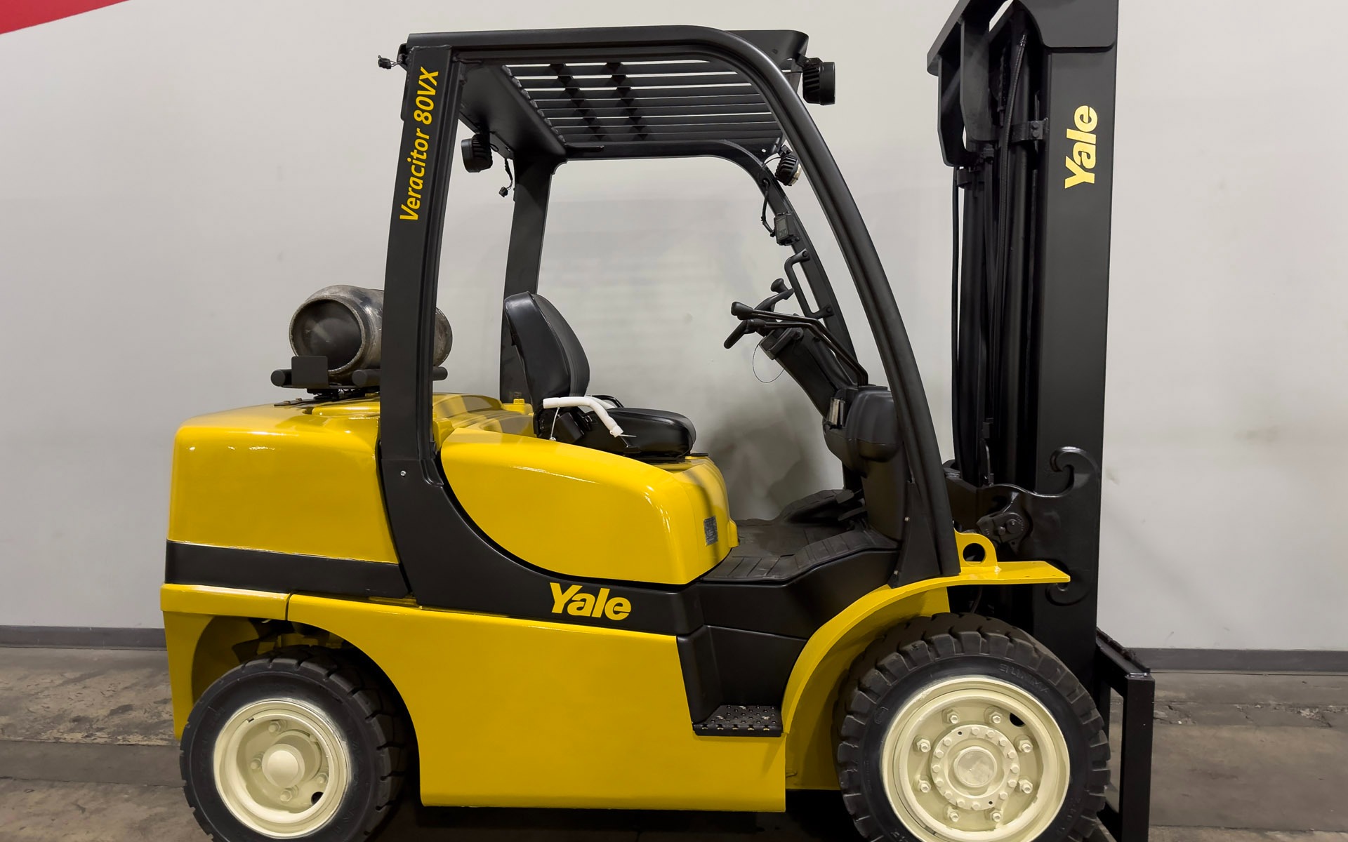 2017 YALE GLP080VX - 123Forklift