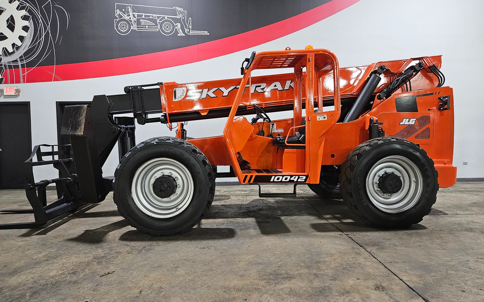 2015 SKYTRAK 10042