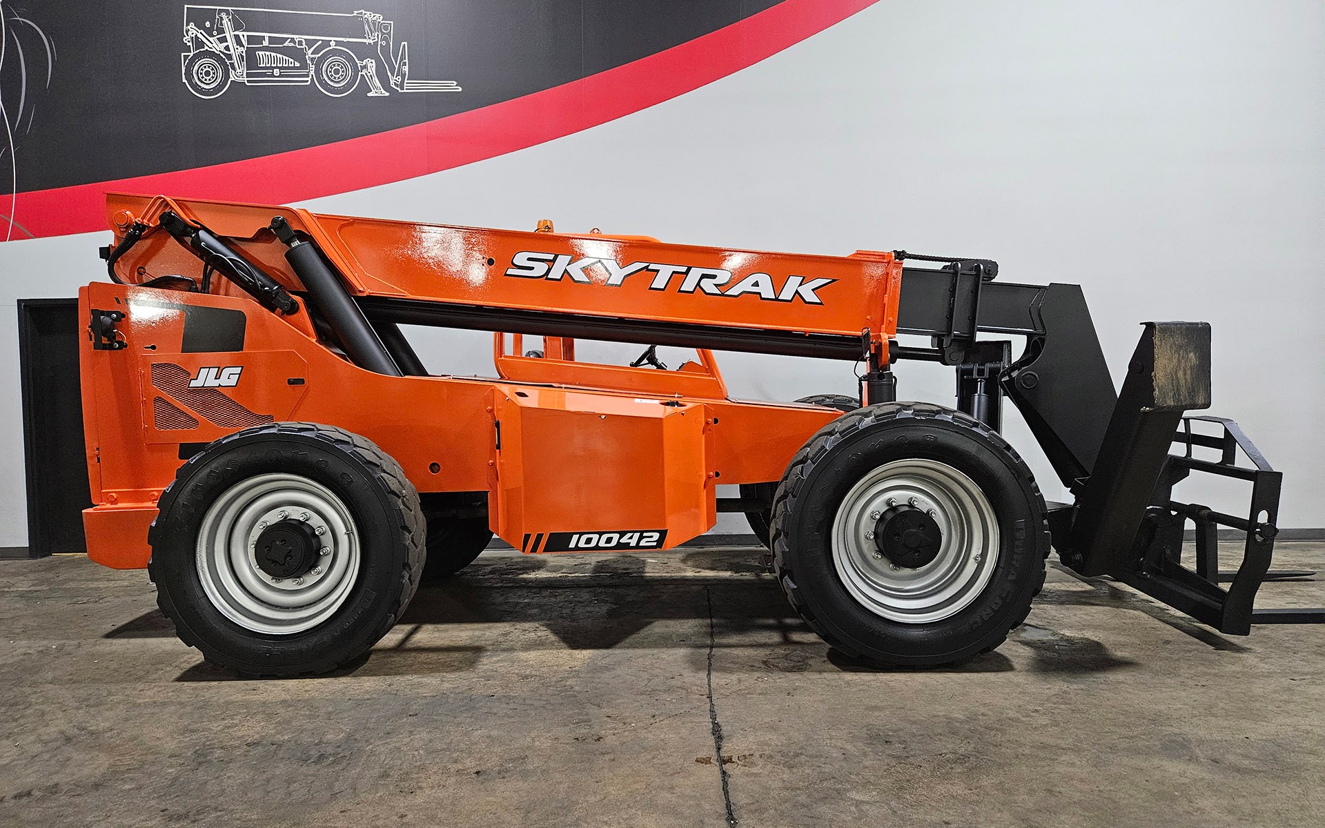 2015 SKYTRAK 10042 - 123Forklift