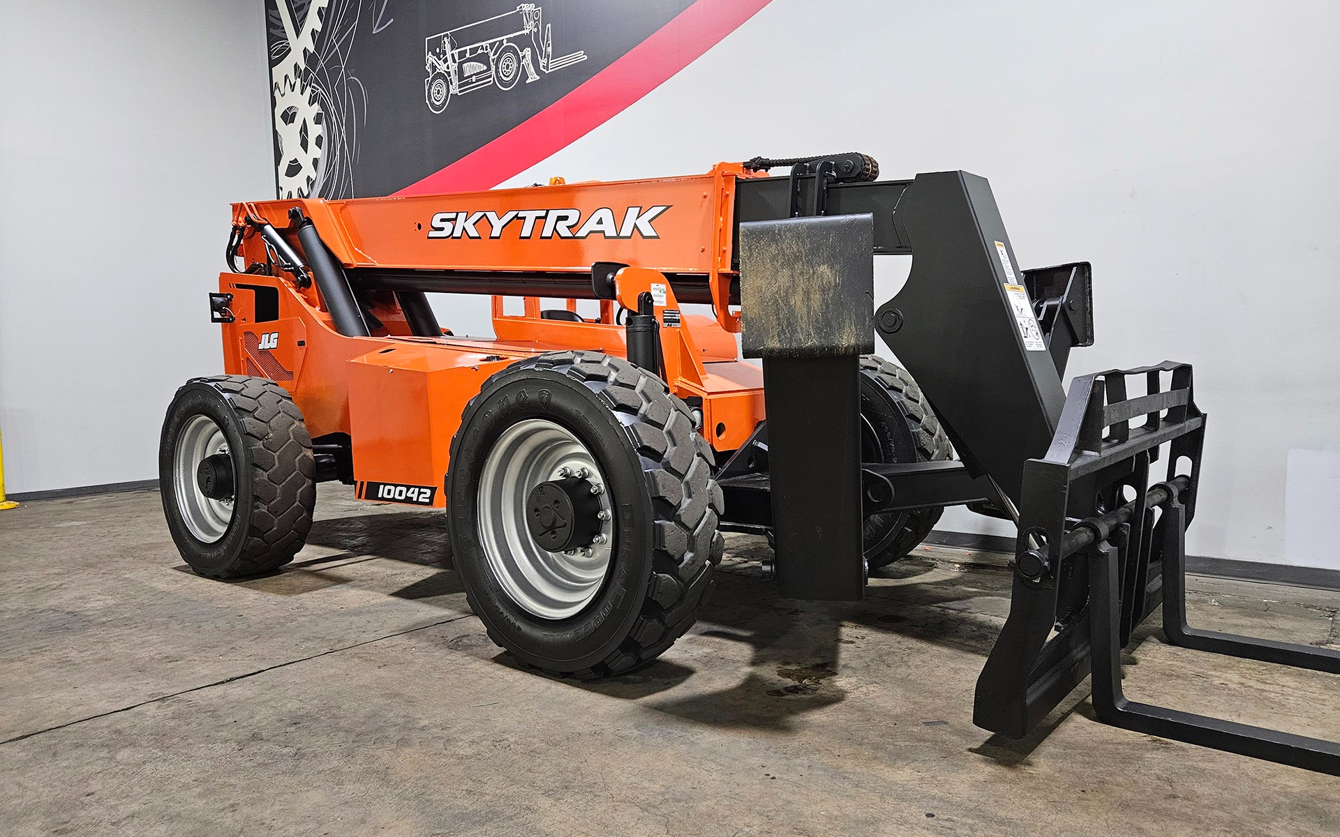2015 SKYTRAK 10042 - 123Forklift