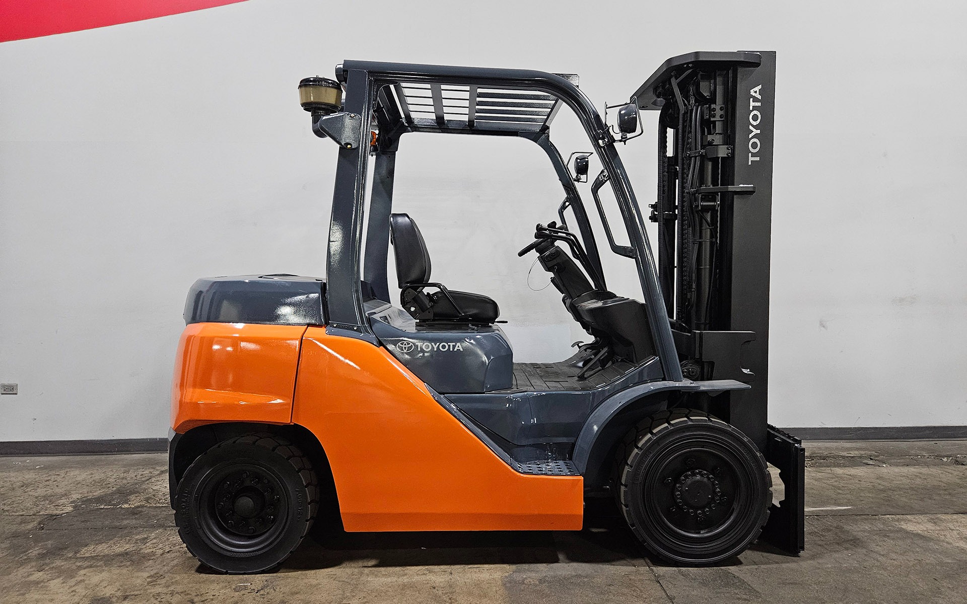 2013 TOYOTA 8FD35U - 123Forklift