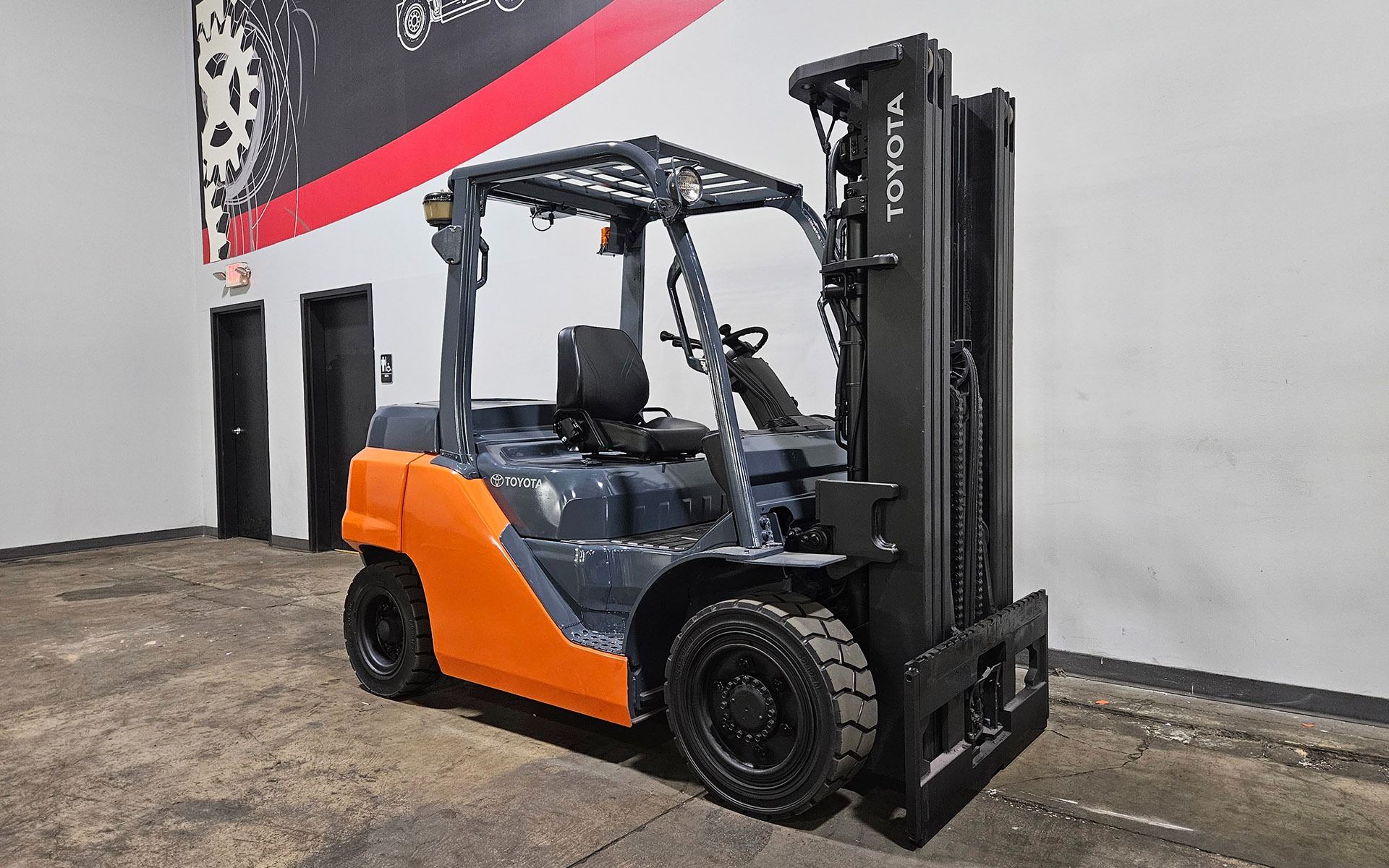2013 TOYOTA 8FD35U - 123Forklift