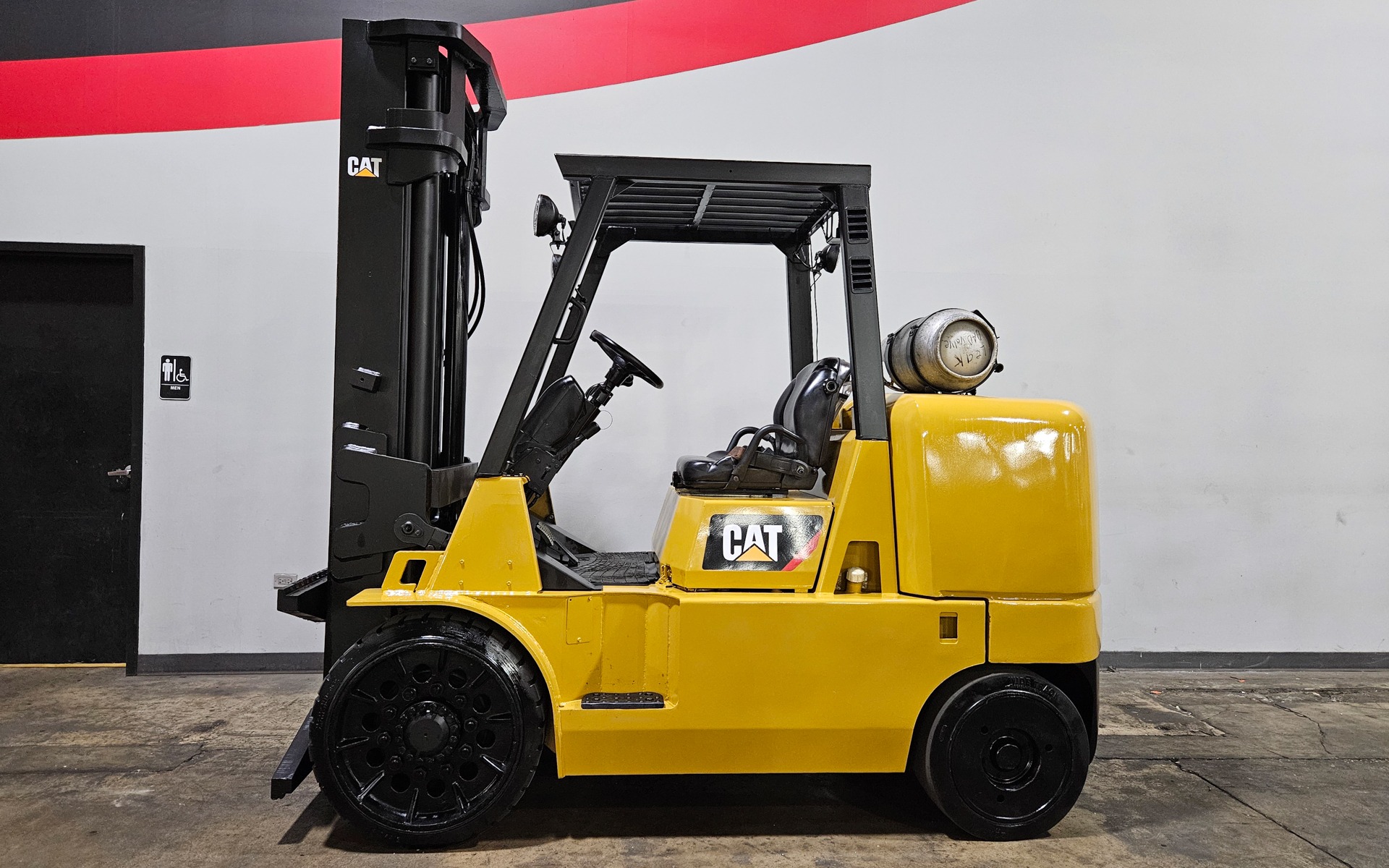 2005 CATERPILLAR GC70K
