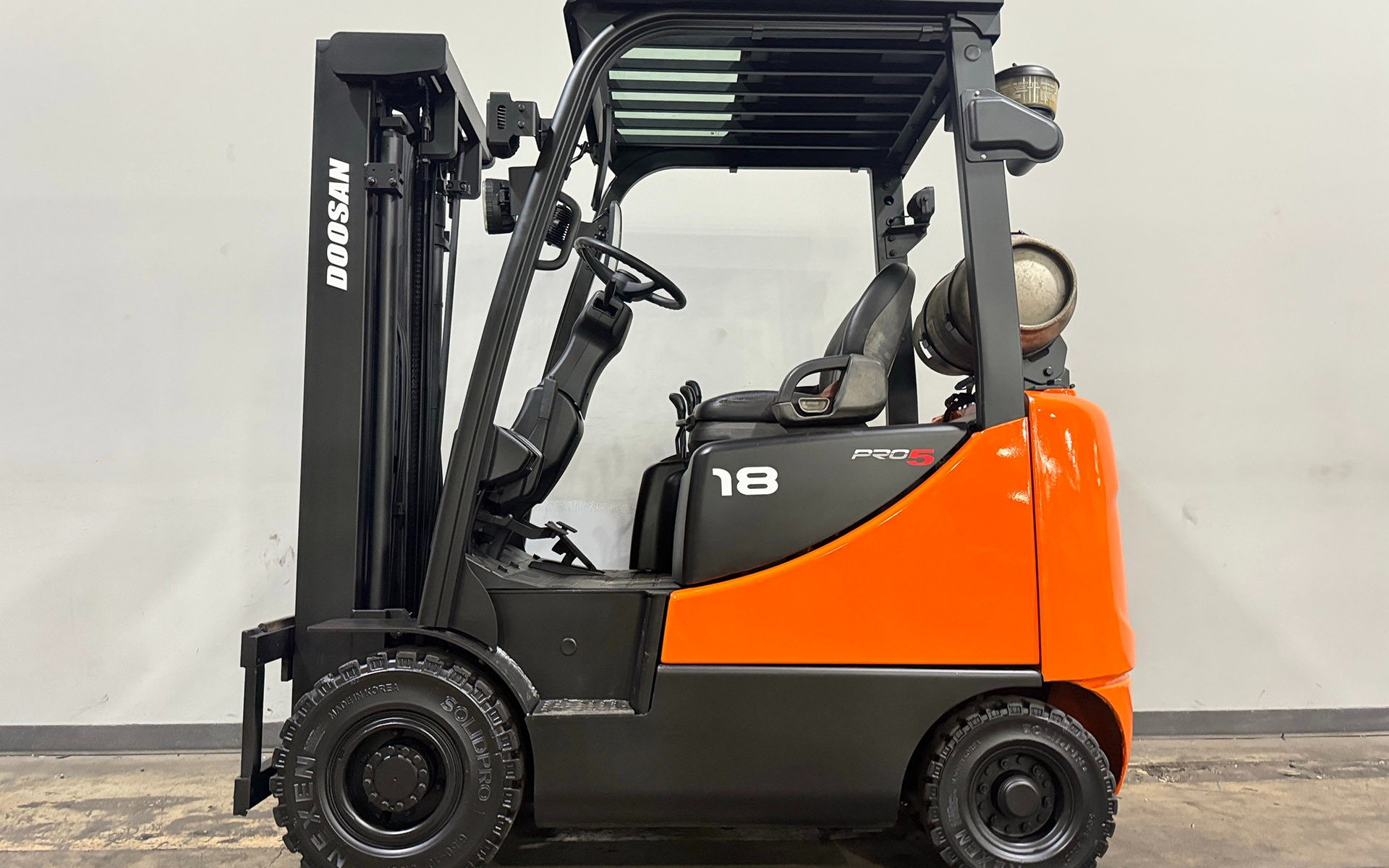 2017 DOOSAN G18S-5