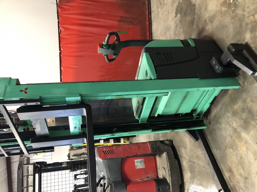 Walkie Stacker