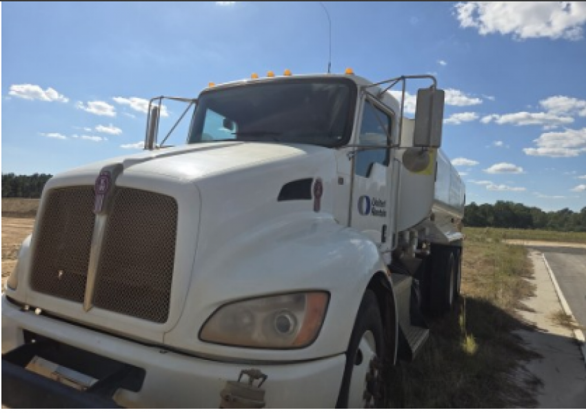 2018 Kenworth T370 4000 Gallon Wate...