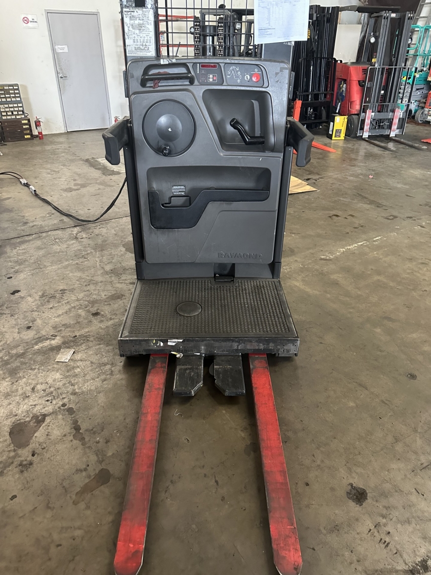 2016 RAYMOND 560 - OPC30TT - 123Forklift