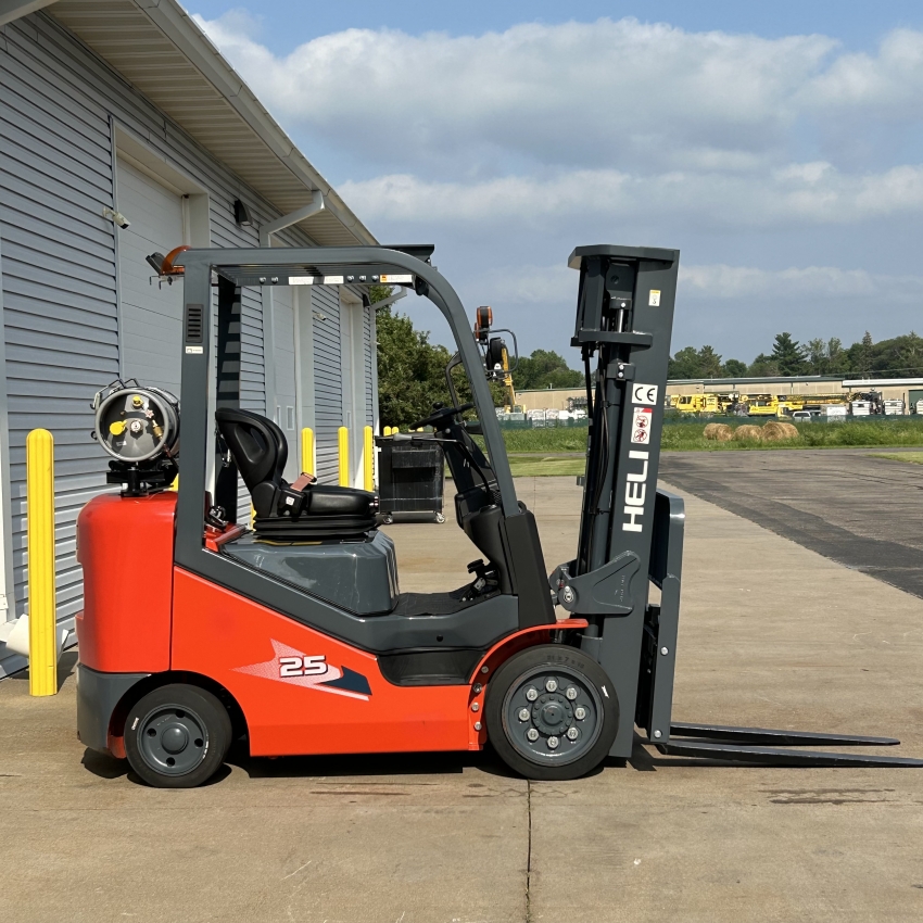 $13,000 OFF -2024 HELI 5000-LB Cap....