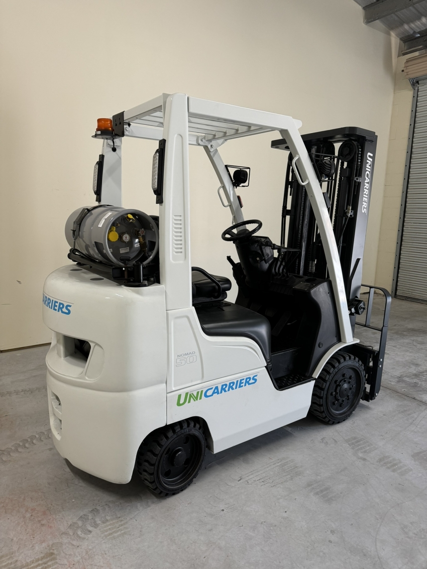 2018 UniCarriers MCP1F2A25LV 5000 l...