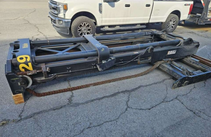 2020 Yale 36,000Lb Enclosed Cab For...