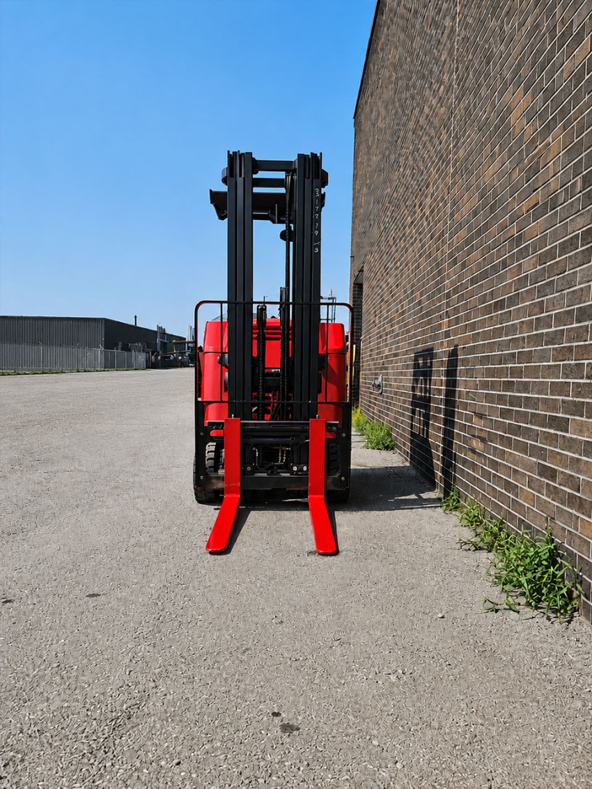 2017 Raymond Dock Stocker Stand Up Forklift 3500lbs Cap. w 3 Stage Side-shift - 123Forklift